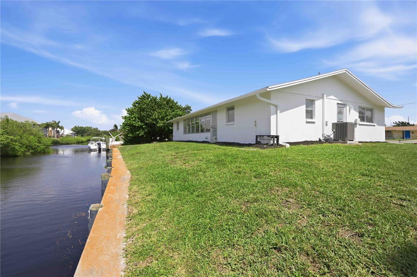 Single Family Residence at 706 QUAIL CT, NOKOMIS, photo 27 of 44