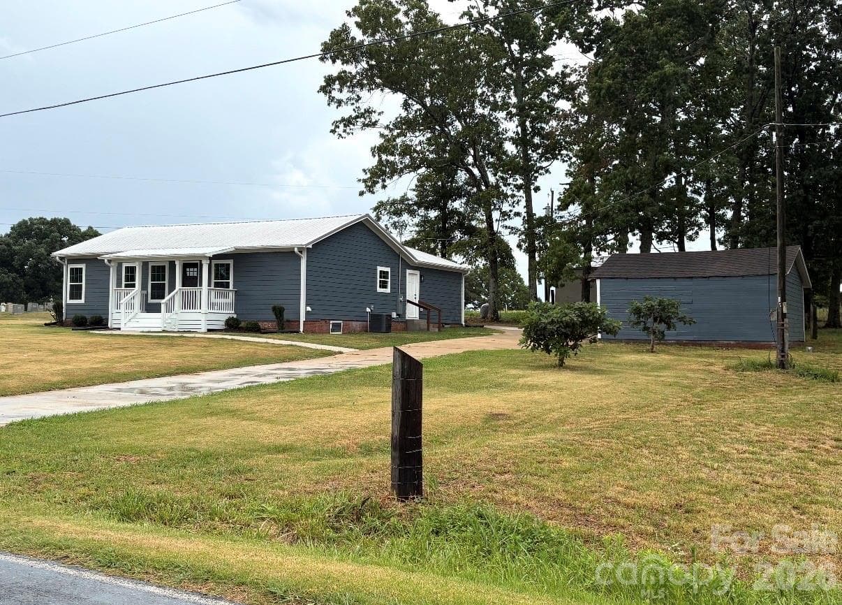 Single Family Residence at 6123 Flay Road, Cherryville, photo 3 of 43