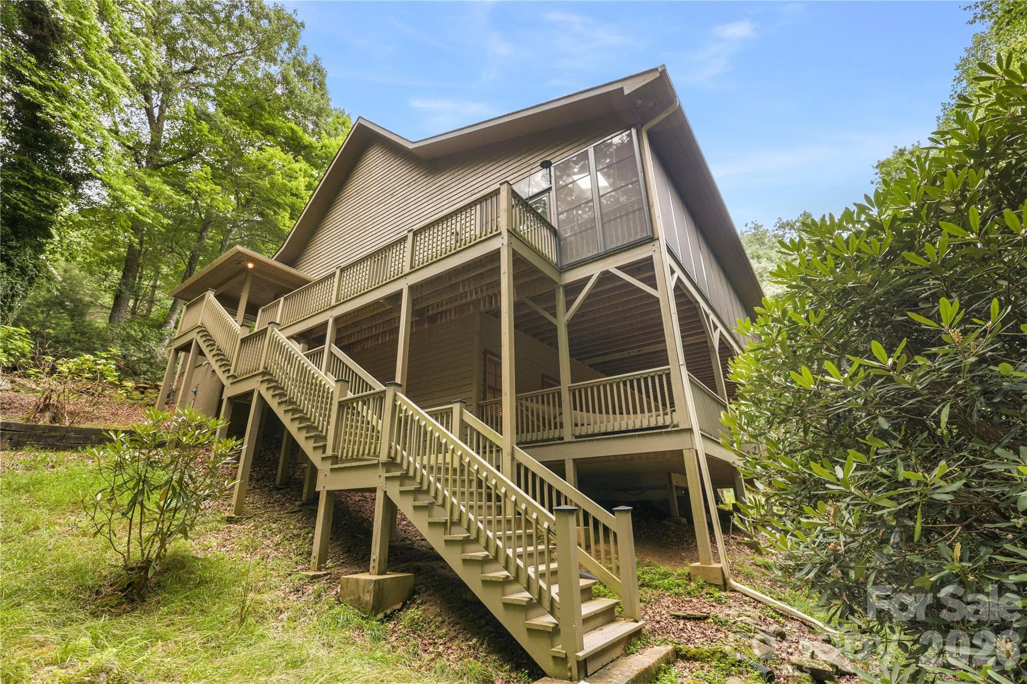 Single Family Residence at 911 Buckberry Drive N, Sapphire, photo 45 of 45