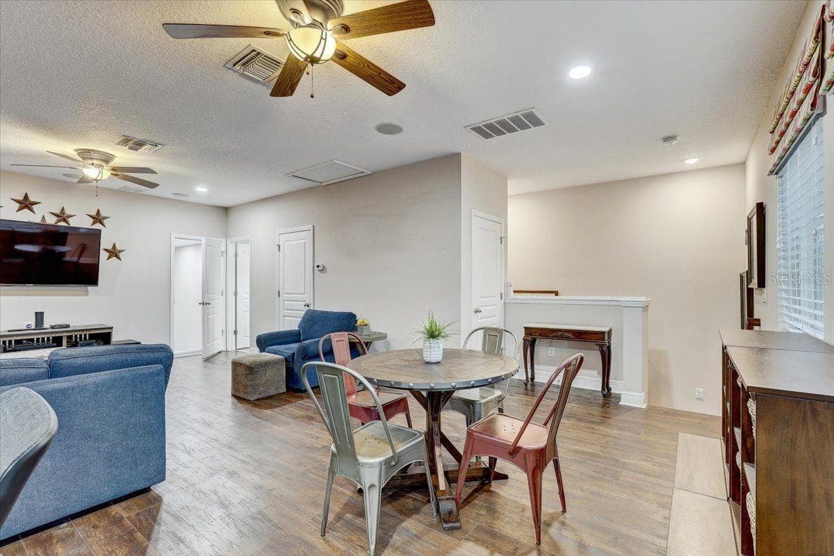 Single Family Residence at 7209 MEETING HOUSE LN, APOLLO BEACH, photo 32 of 56