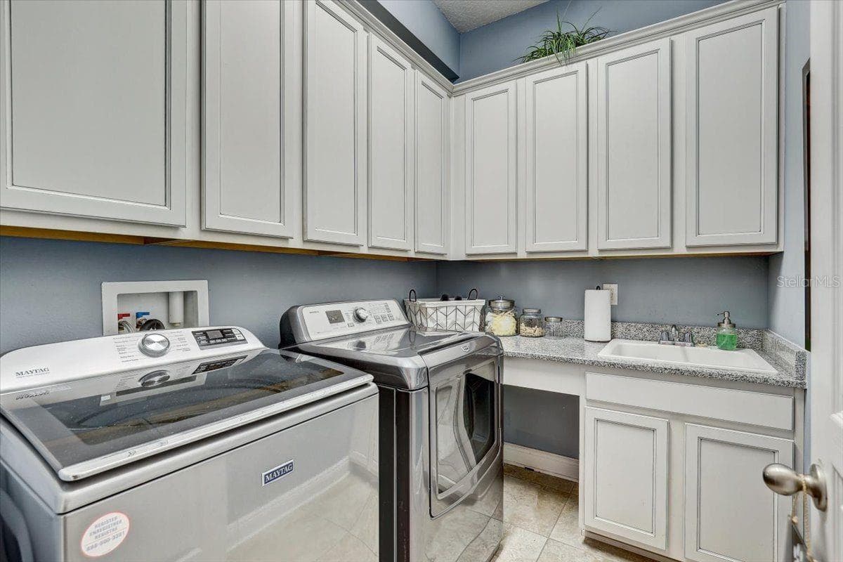 Single Family Residence at 7209 MEETING HOUSE LN, APOLLO BEACH, photo 41 of 56