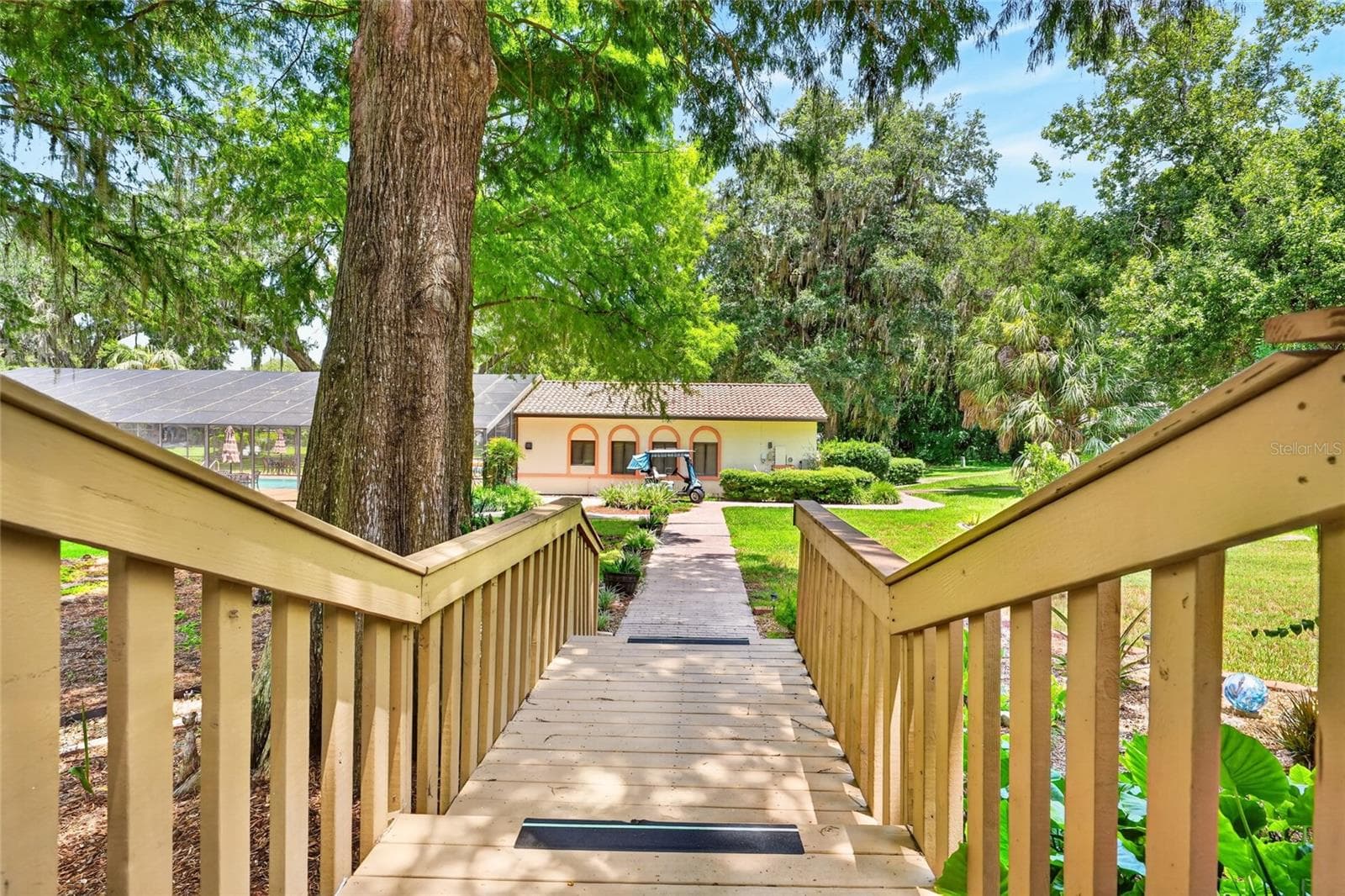 Single Family Residence at 5 HICKORY HEAD HAMMOCK, THE VILLAGES, photo 61 of 66