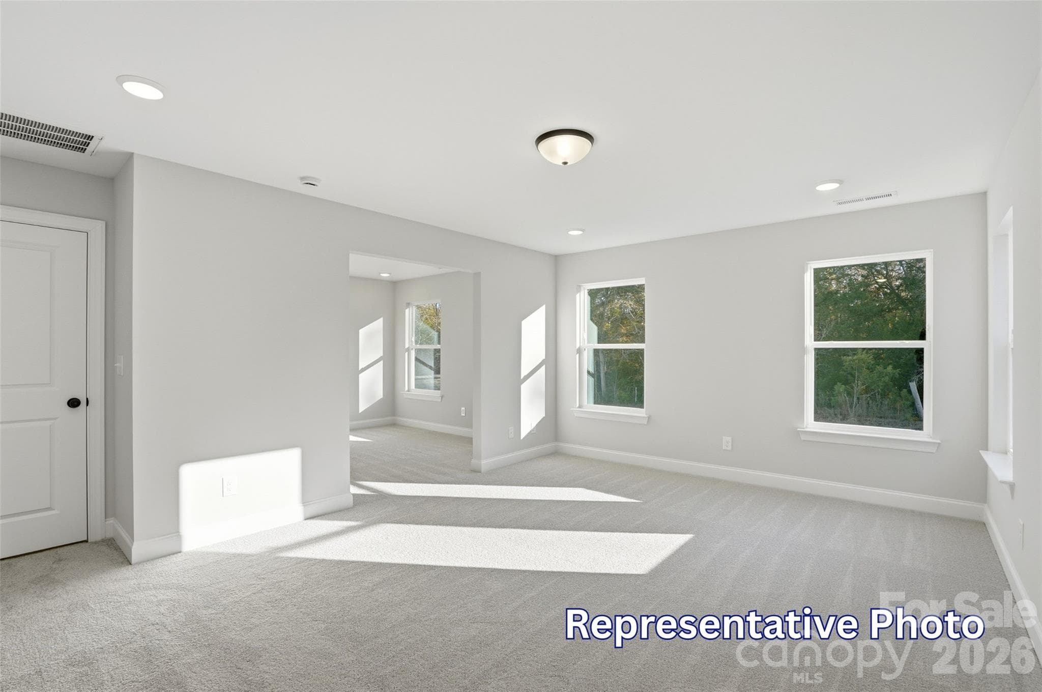 Single Family Residence at 1067 Tradition Club Street, York, photo 27 of 37