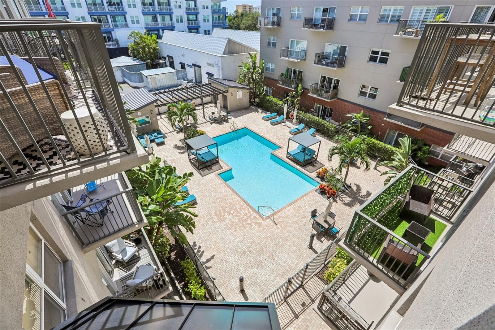 Condominium at 1010 CENTRAL AVE #413, ST PETERSBURG, photo 4 of 67