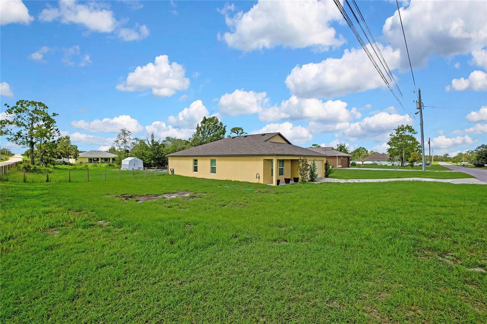 Single Family Residence at 13134 OSPREY AVE, WEEKI WACHEE, photo 2 of 24