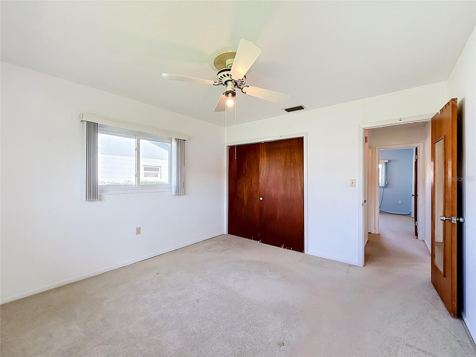 Single Family Residence at 13225 COUNTRY CLUB DR, TAVARES, photo 24 of 60
