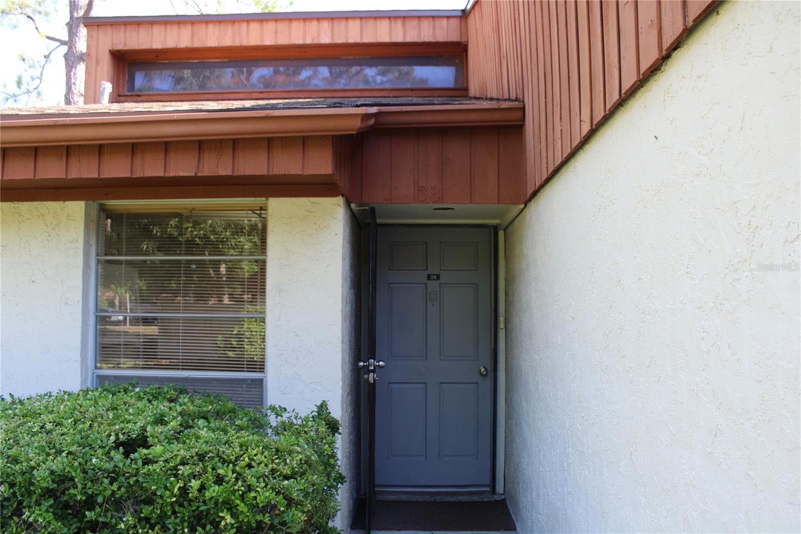 Condominium at 2054 SUNSET POINT RD #38, CLEARWATER, photo 4 of 34