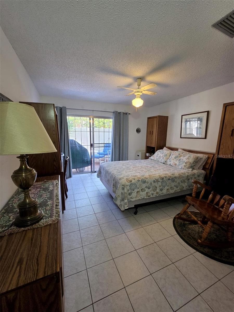 Condominium at 2054 SUNSET POINT RD #38, CLEARWATER, photo 14 of 34