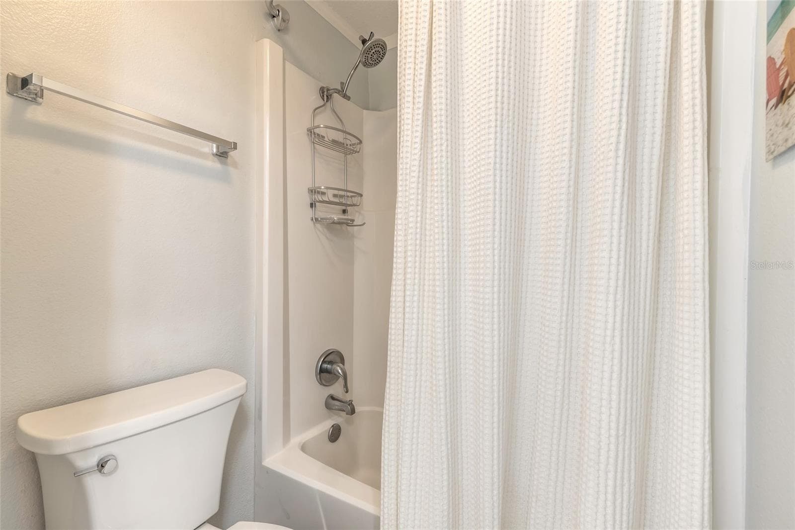 tub shower combo -commode - 76 HEATHER POINT CT, NEW SMYRNA BEACH