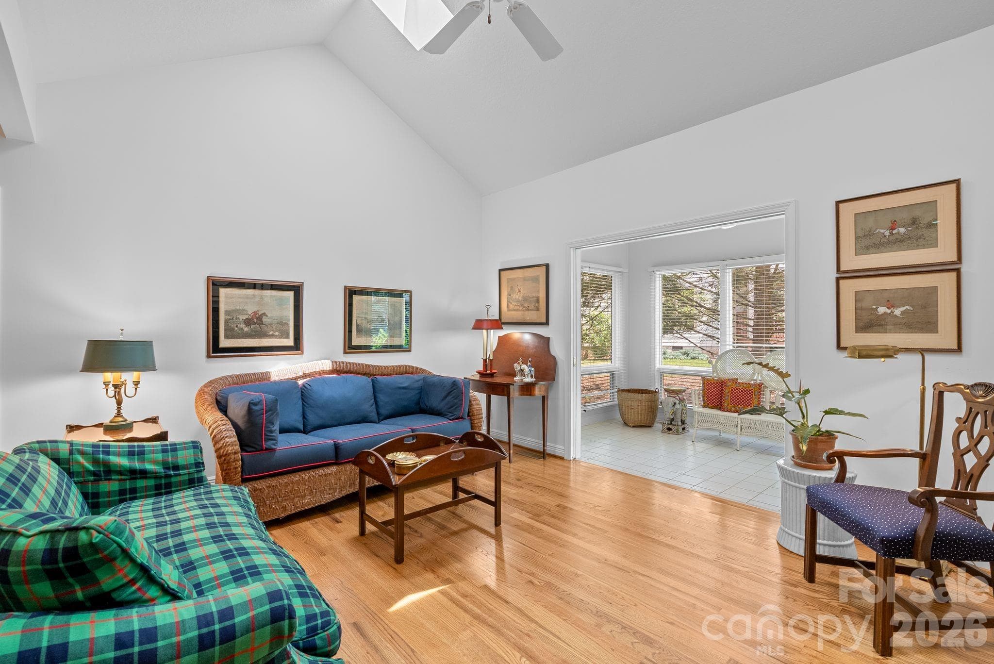 Condominium at 62 Pinnacle Point, Asheville, photo 6 of 36