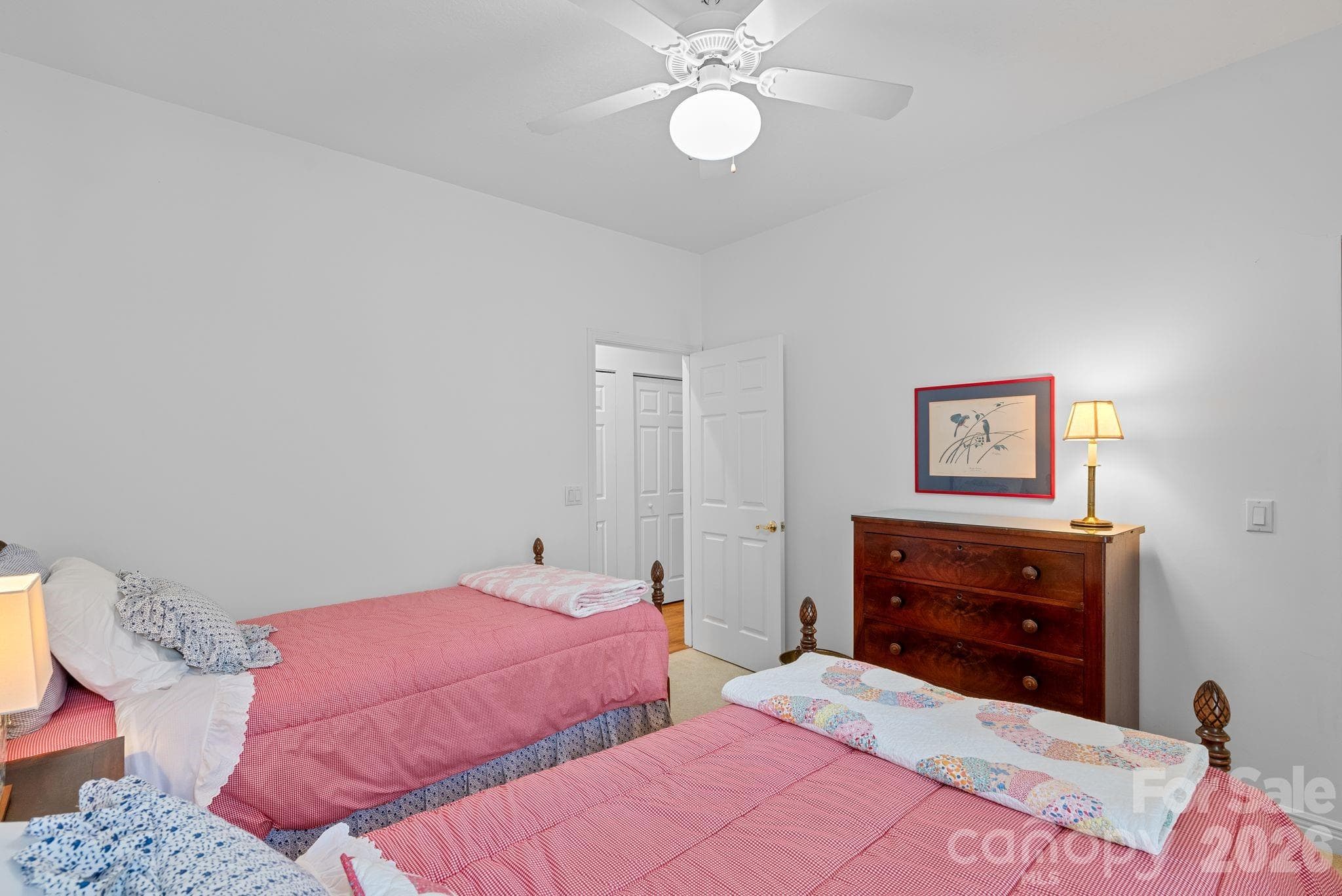 Condominium at 62 Pinnacle Point, Asheville, photo 19 of 36