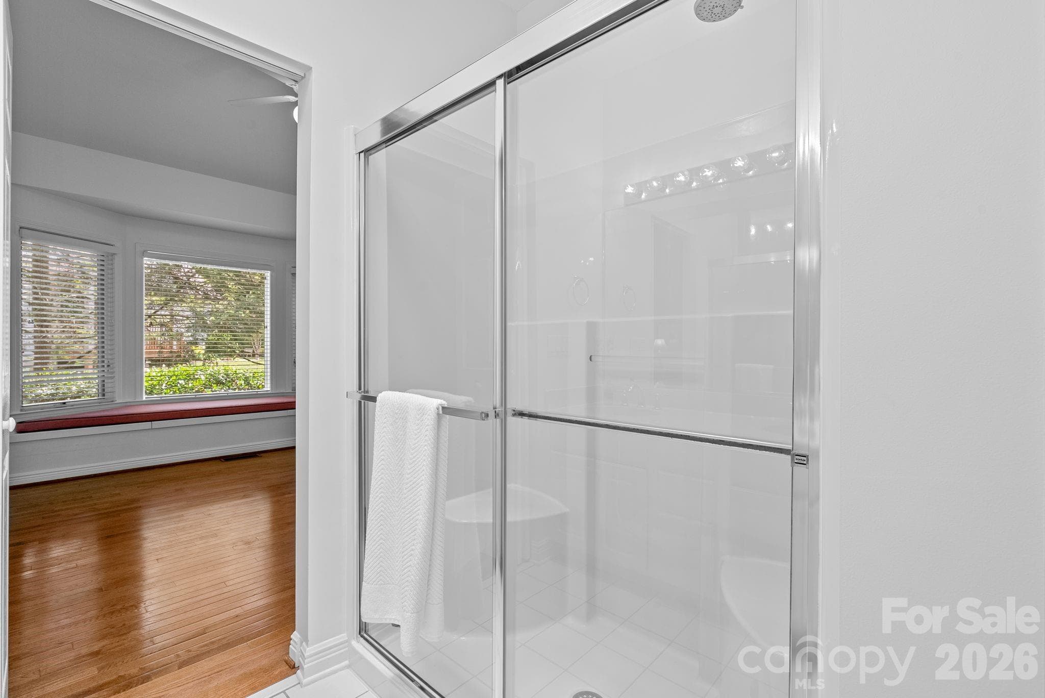 Condominium at 62 Pinnacle Point, Asheville, photo 22 of 36