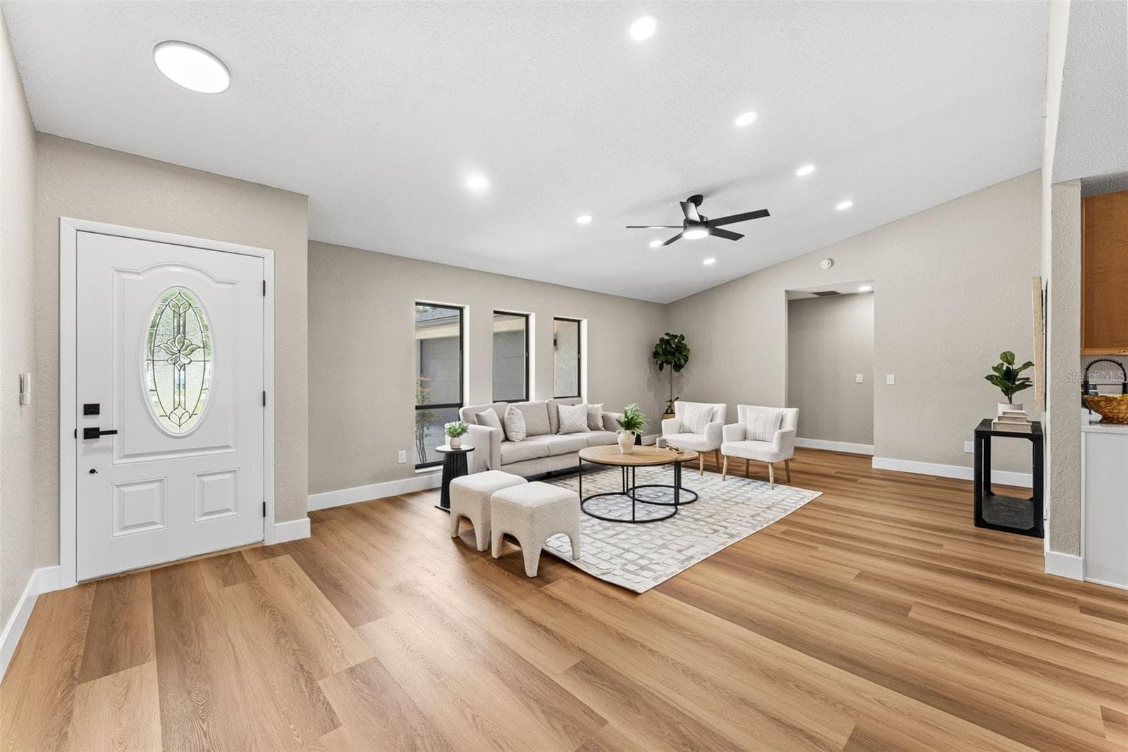 Single Family Residence at 117 POINCIANA RD, EDGEWATER, photo 9 of 55