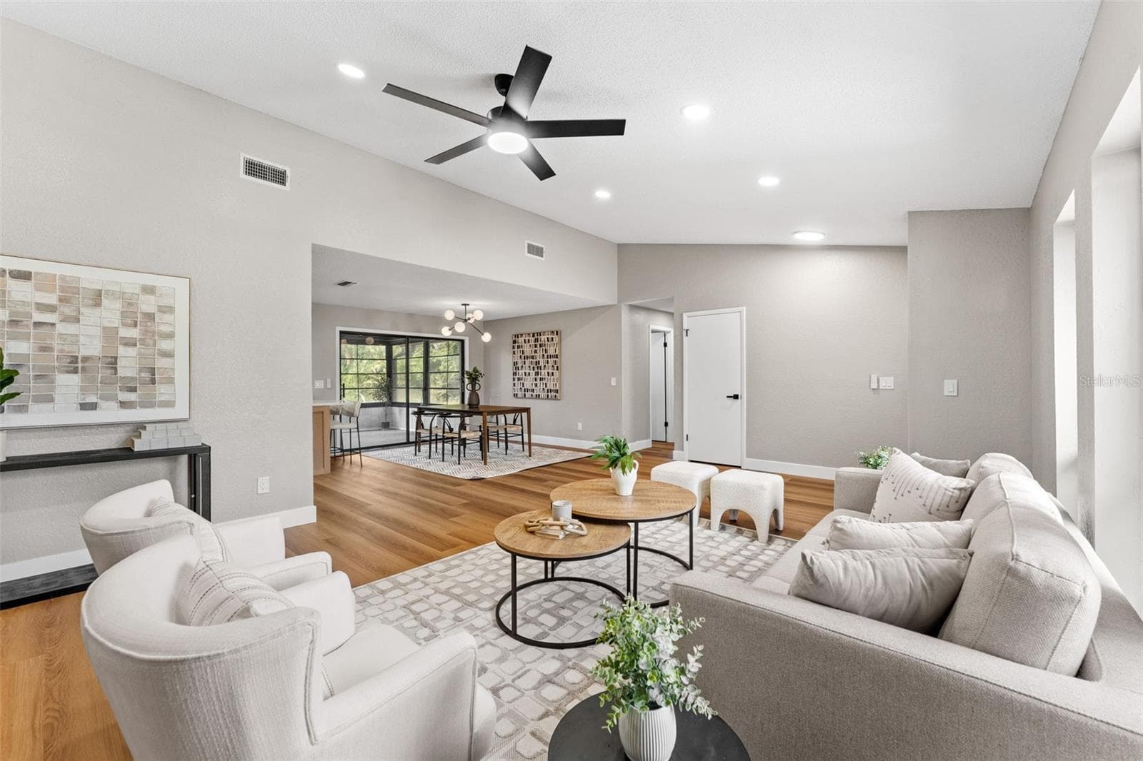 Single Family Residence at 117 POINCIANA RD, EDGEWATER, photo 3 of 55