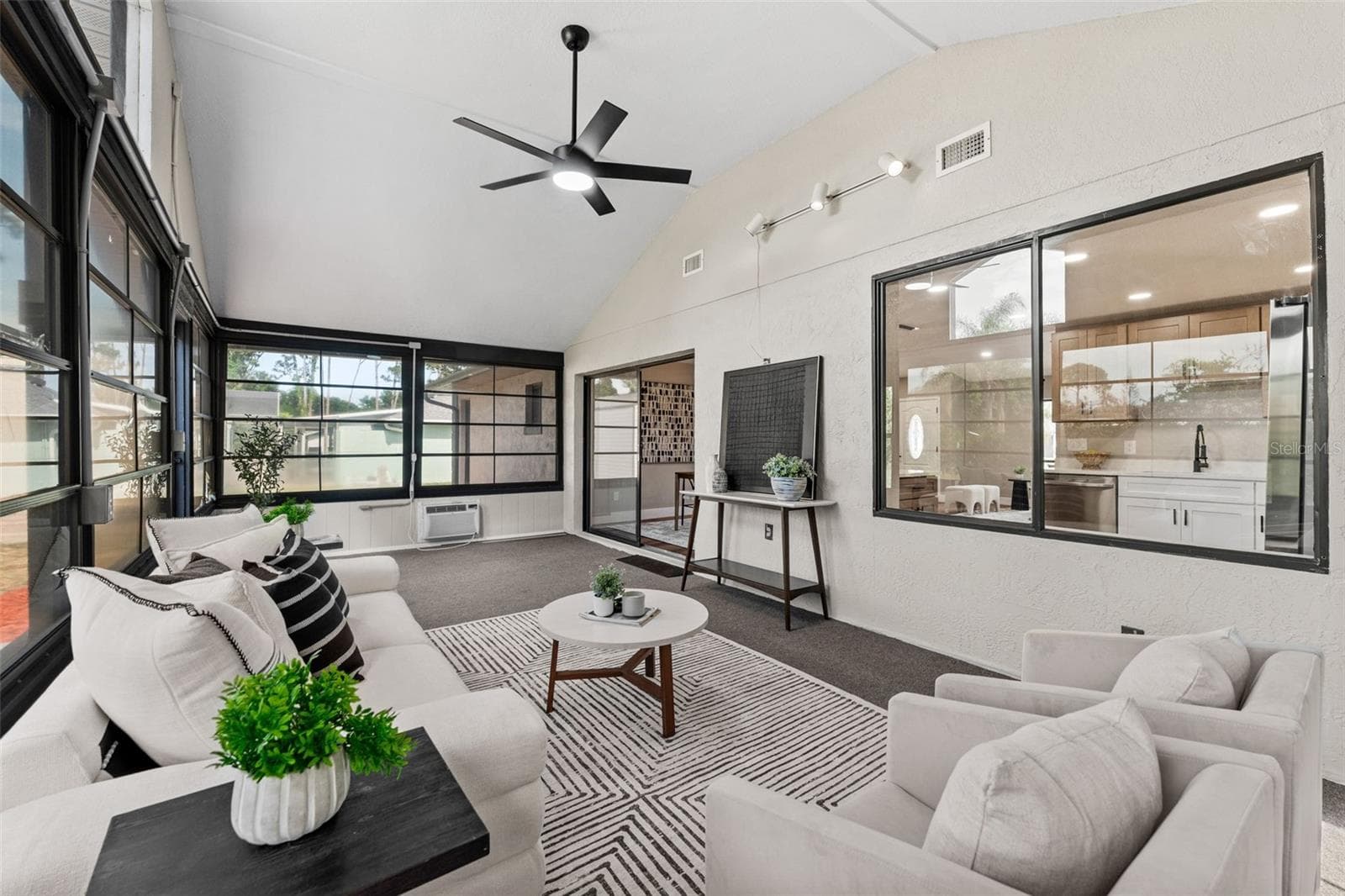 Single Family Residence at 117 POINCIANA RD, EDGEWATER, photo 31 of 55