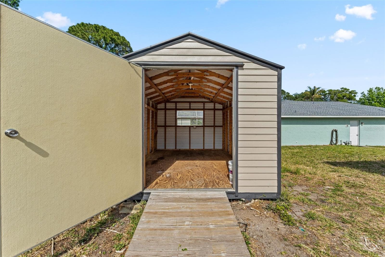 Single Family Residence at 117 POINCIANA RD, EDGEWATER, photo 33 of 55
