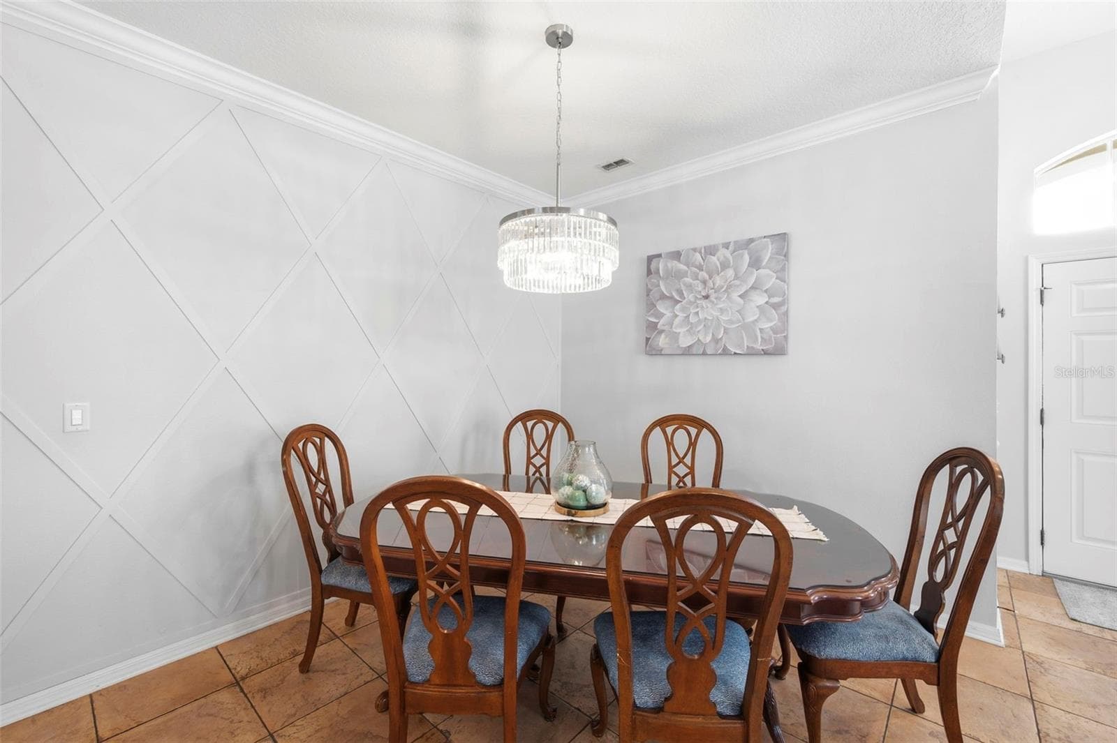 Custom woodwork on accent wall. - 11507 BELLE HAVEN DR, NEW PORT RICHEY