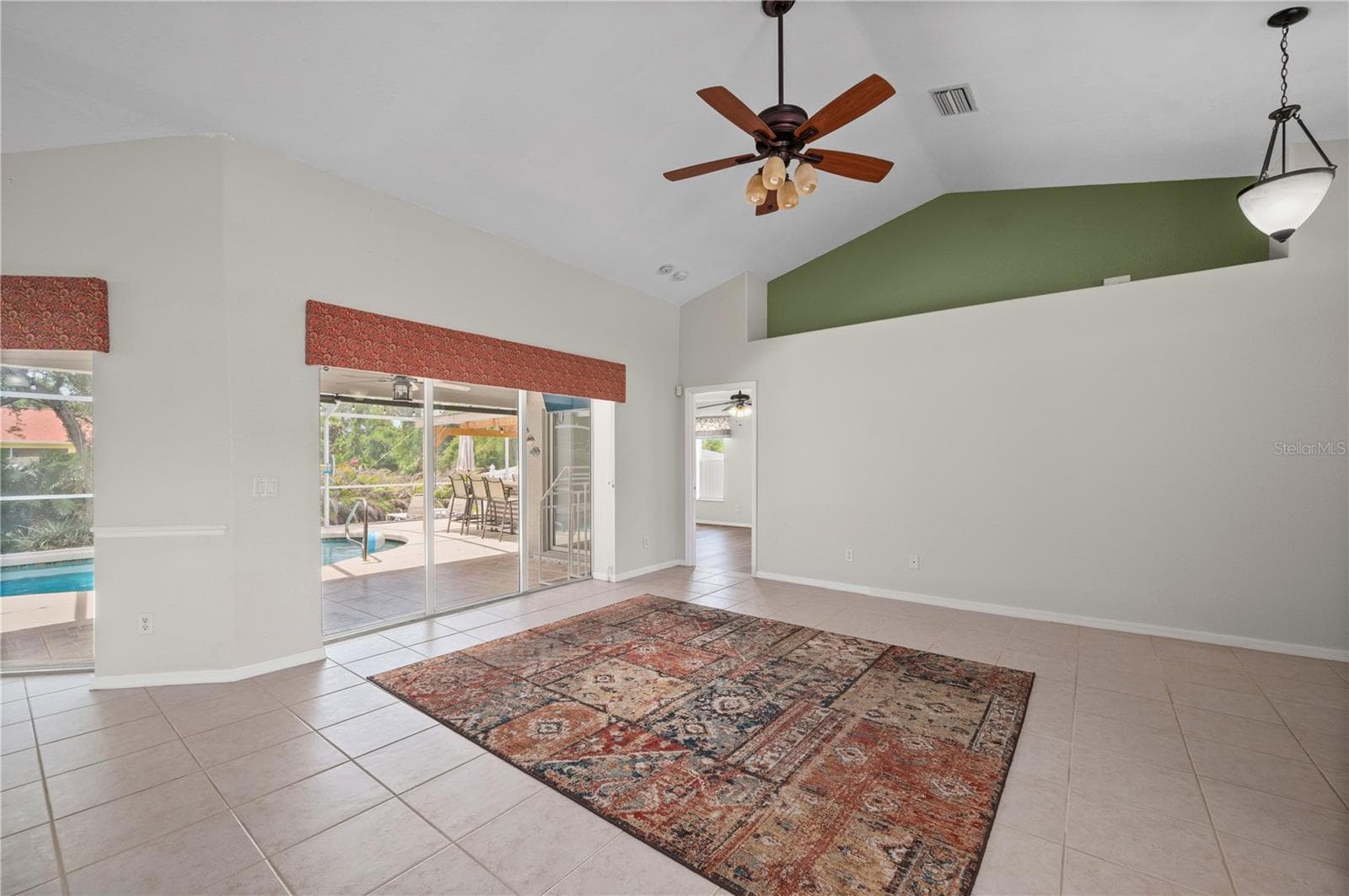Open and spacious - 5615 MOJAVE AVE, NORTH PORT