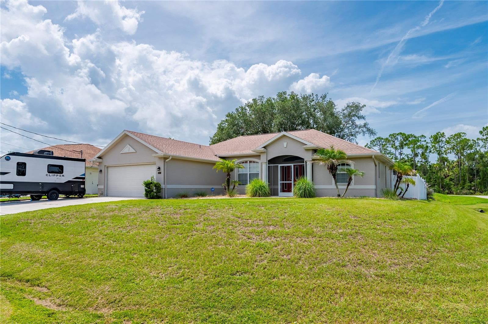 Enjoy this oversized lot. - 5615 MOJAVE AVE, NORTH PORT