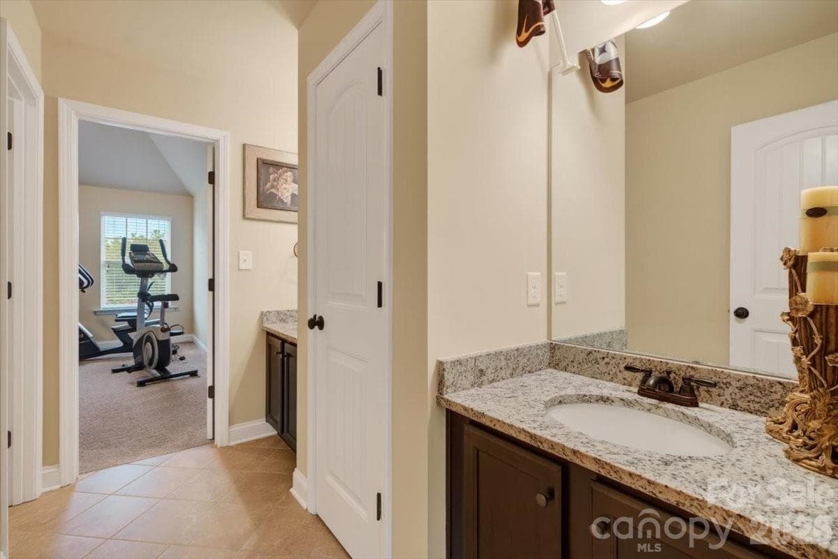 Single Family Residence at 10515 Sweethaven Lane, Harrisburg, photo 31 of 48