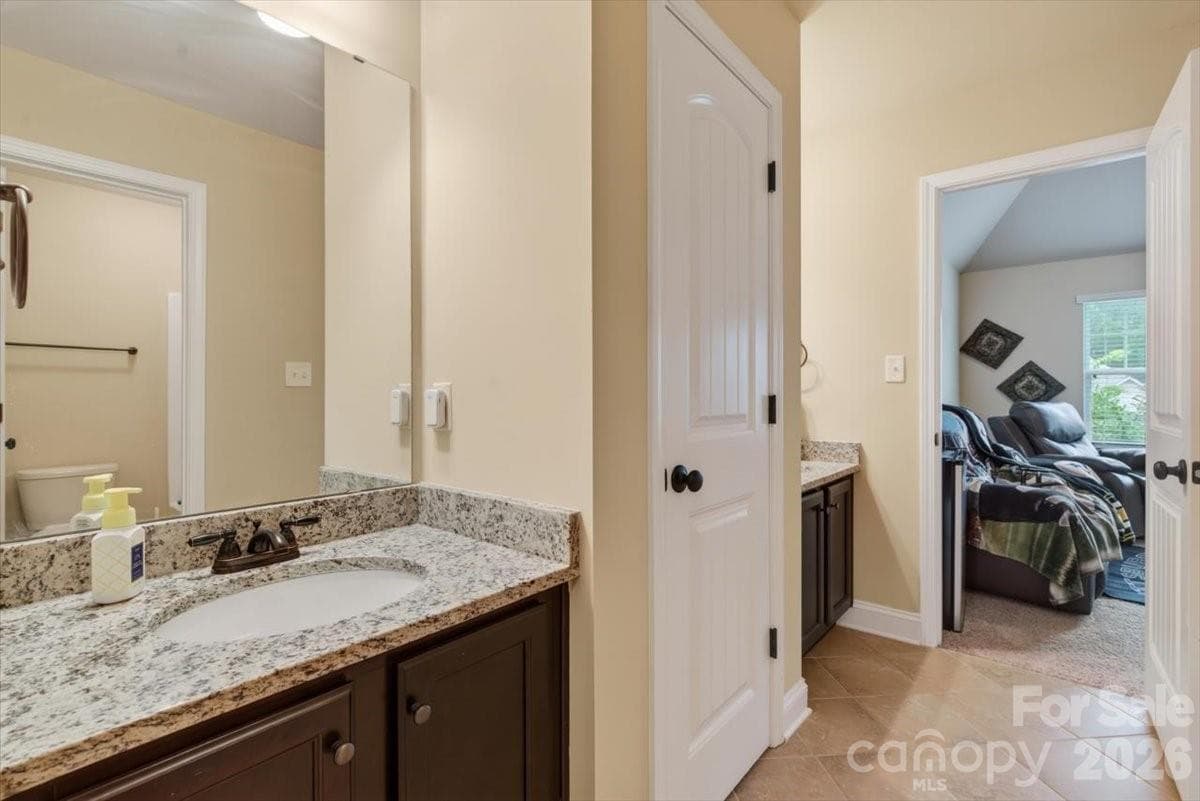 Single Family Residence at 10515 Sweethaven Lane, Harrisburg, photo 32 of 48