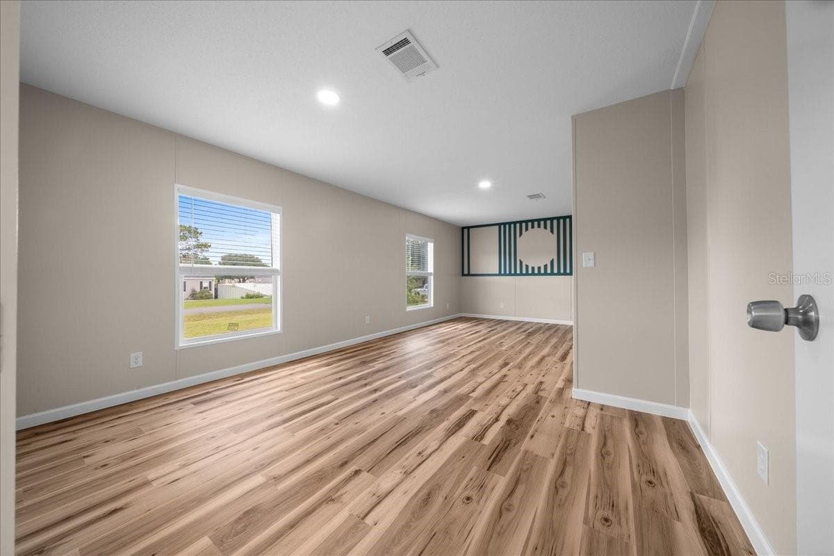 Manufactured Home at 38 SE 70TH CIR, OCALA, photo 15 of 49