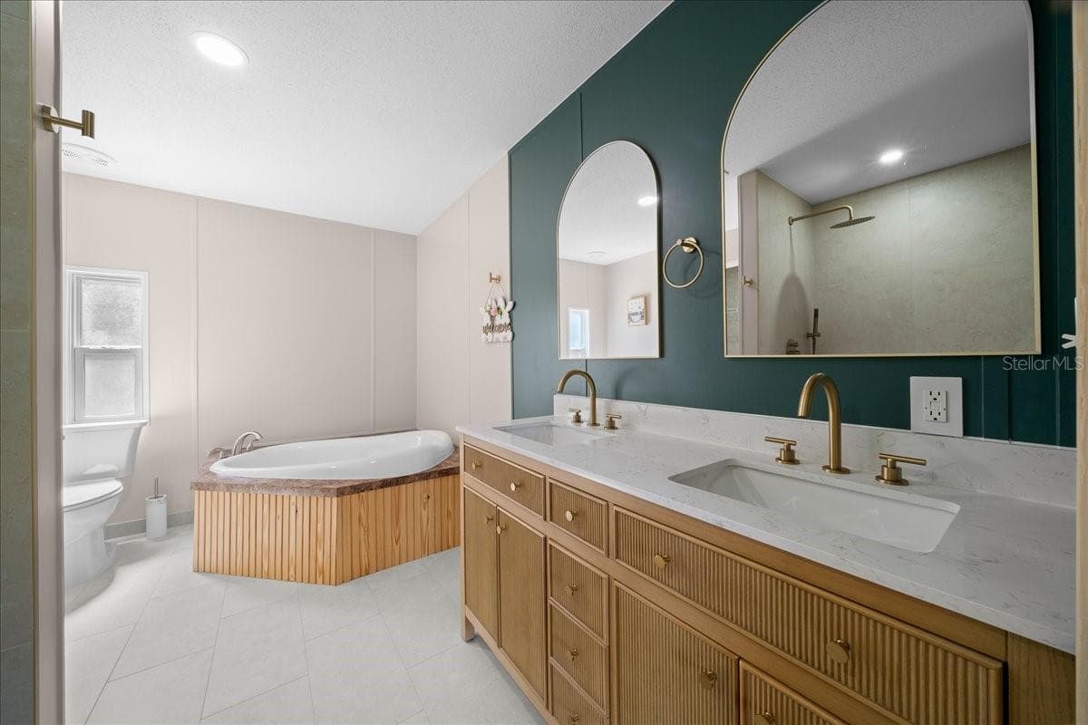 Manufactured Home at 38 SE 70TH CIR, OCALA, photo 18 of 49