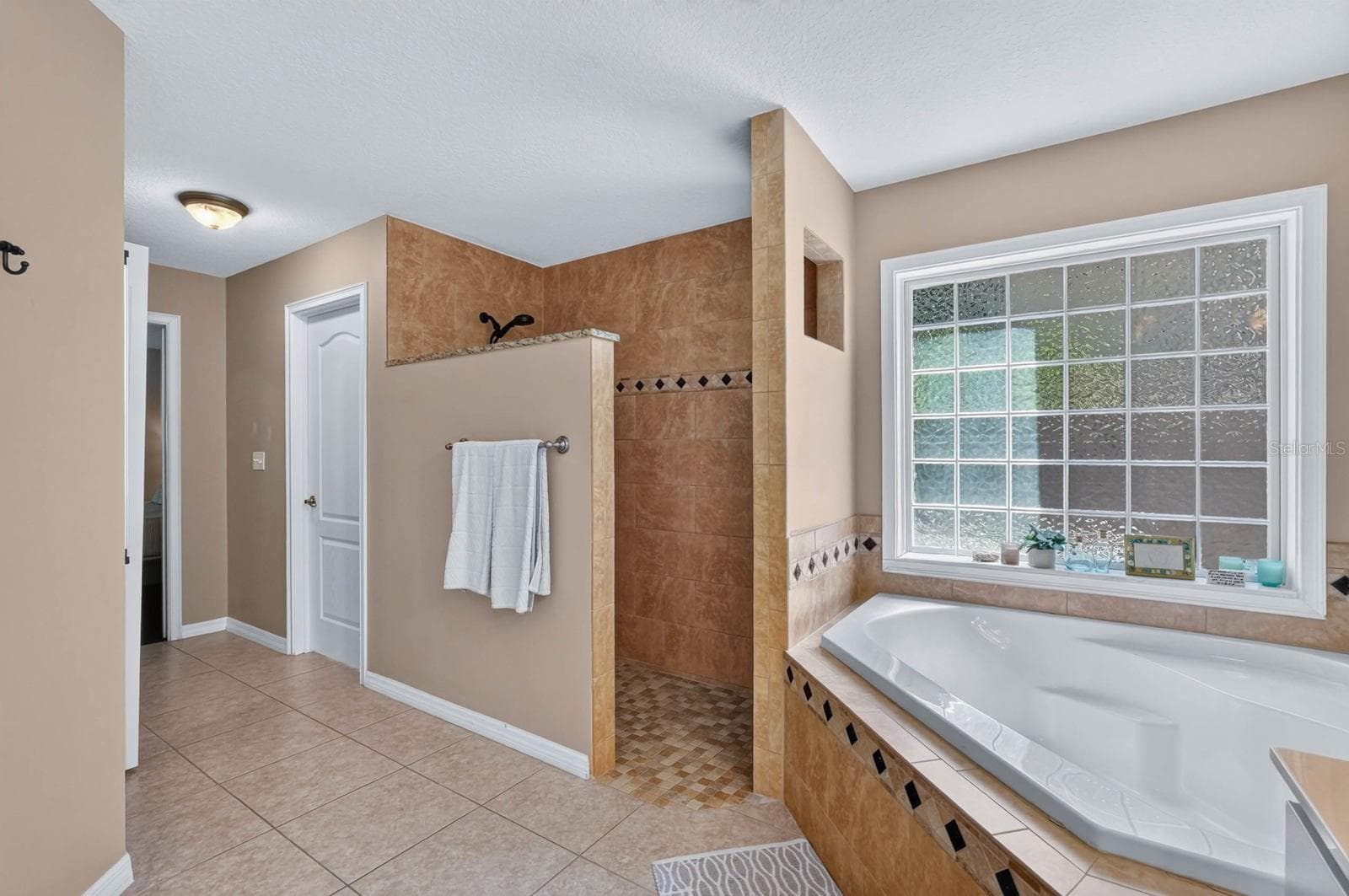 Single Family Residence at 2322 STONEBRIDGE WAY, FLAGLER BEACH, photo 18 of 45
