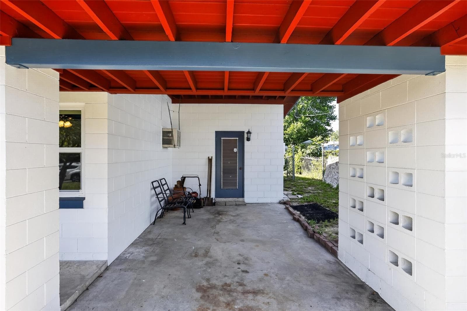 Single Family Residence at 6120 W RIDGEWOOD AVE, ORLANDO, photo 3 of 30
