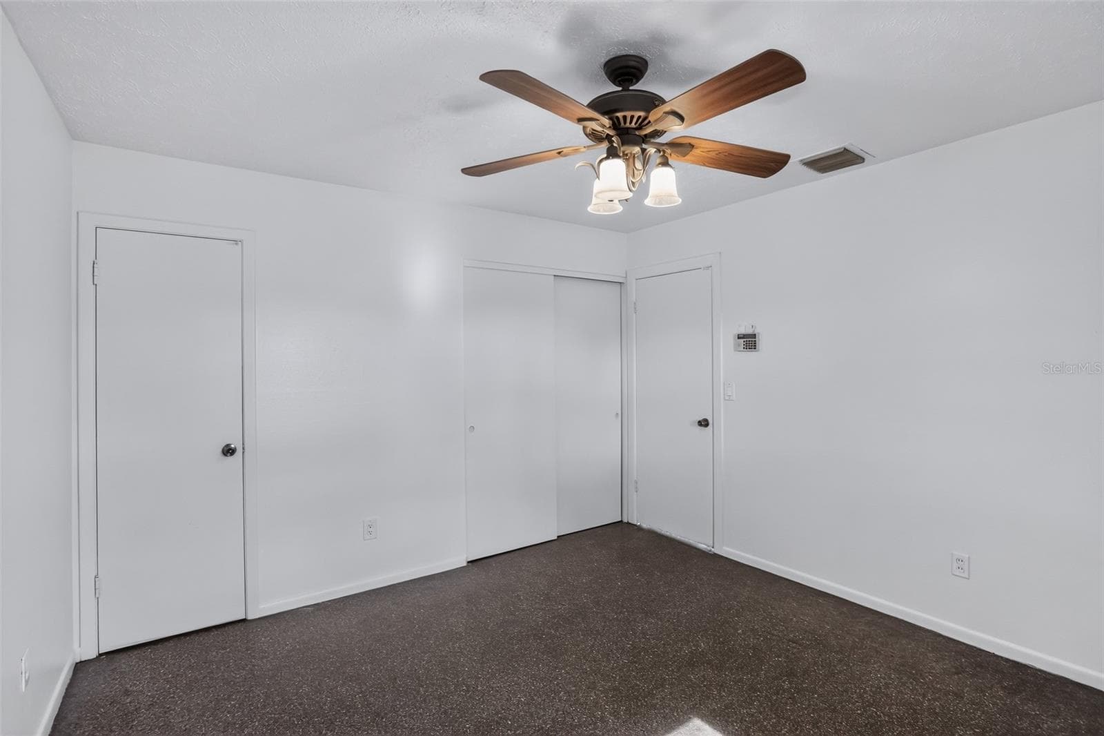 Single Family Residence at 6120 W RIDGEWOOD AVE, ORLANDO, photo 14 of 30