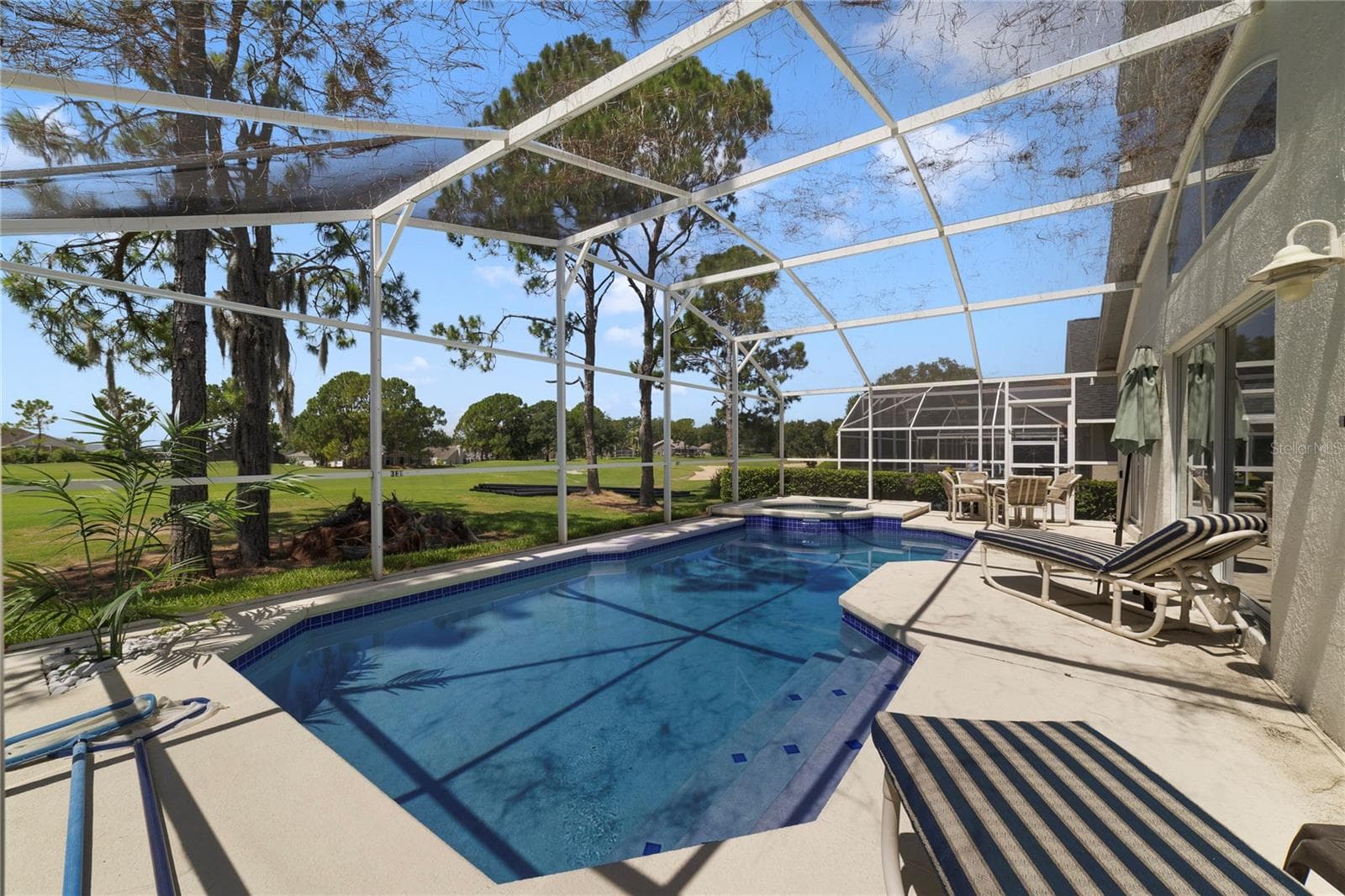 Single Family Residence at 2135 MALLORY CIR, HAINES CITY, photo 2 of 27