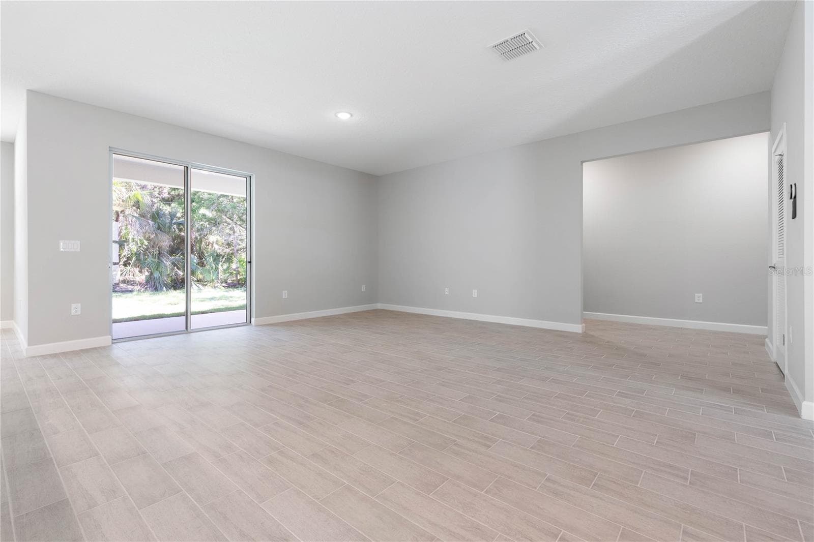 Single Family Residence at 13 SW 34TH PL, CAPE CORAL, photo 9 of 26