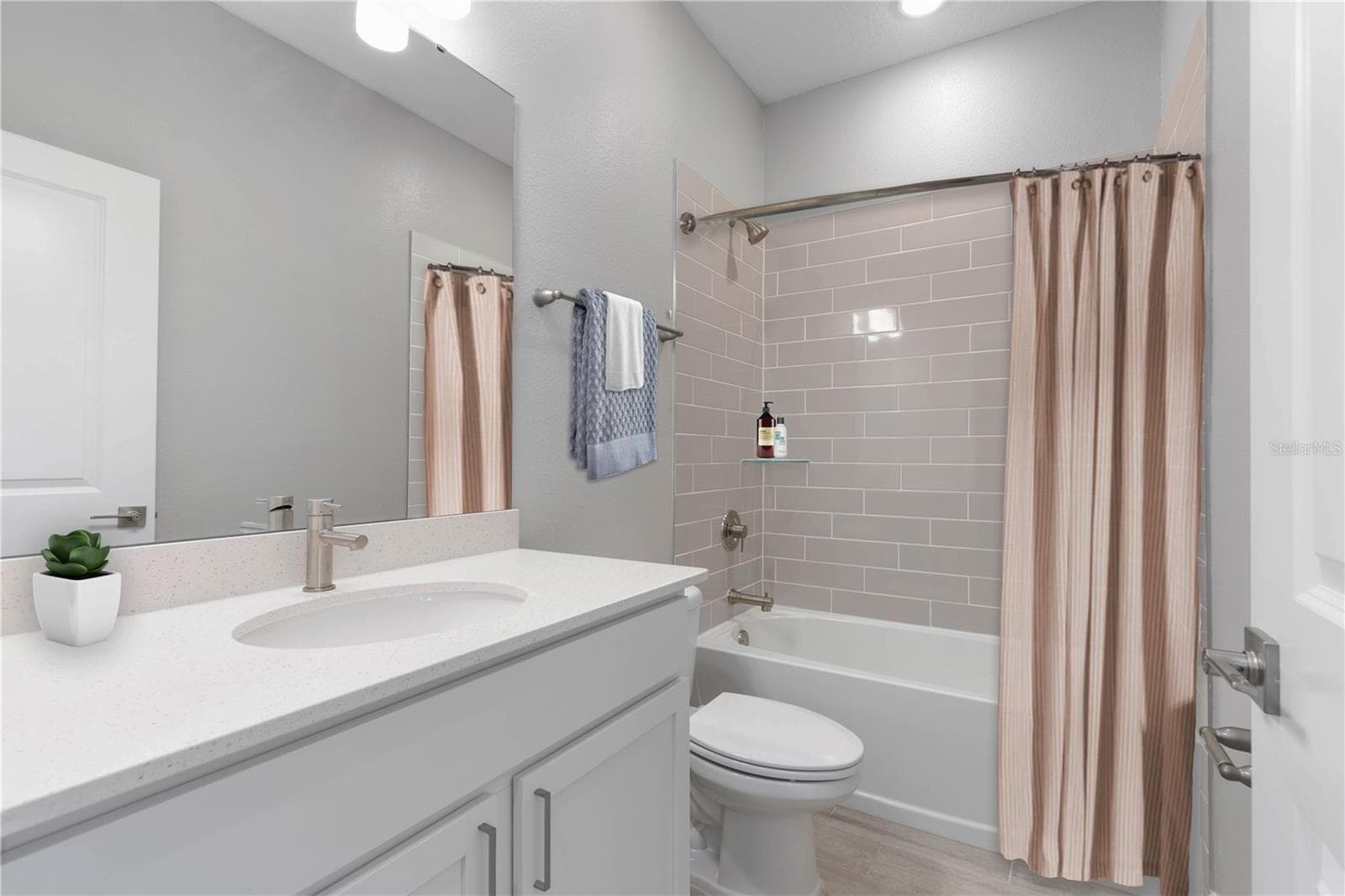Single Family Residence at 13 SW 34TH PL, CAPE CORAL, photo 22 of 26