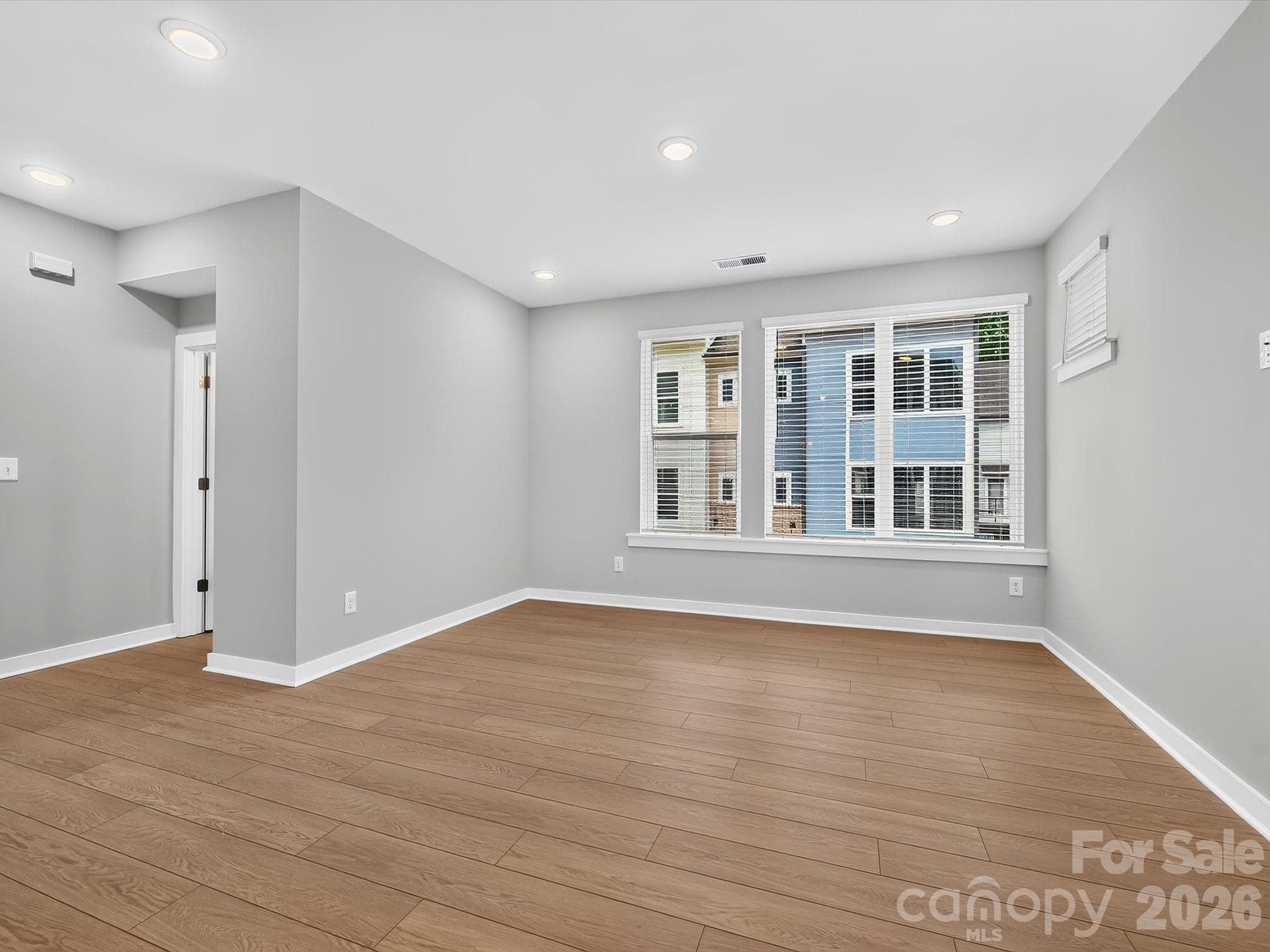 Townhouse at Charlotte, photo 14 of 31