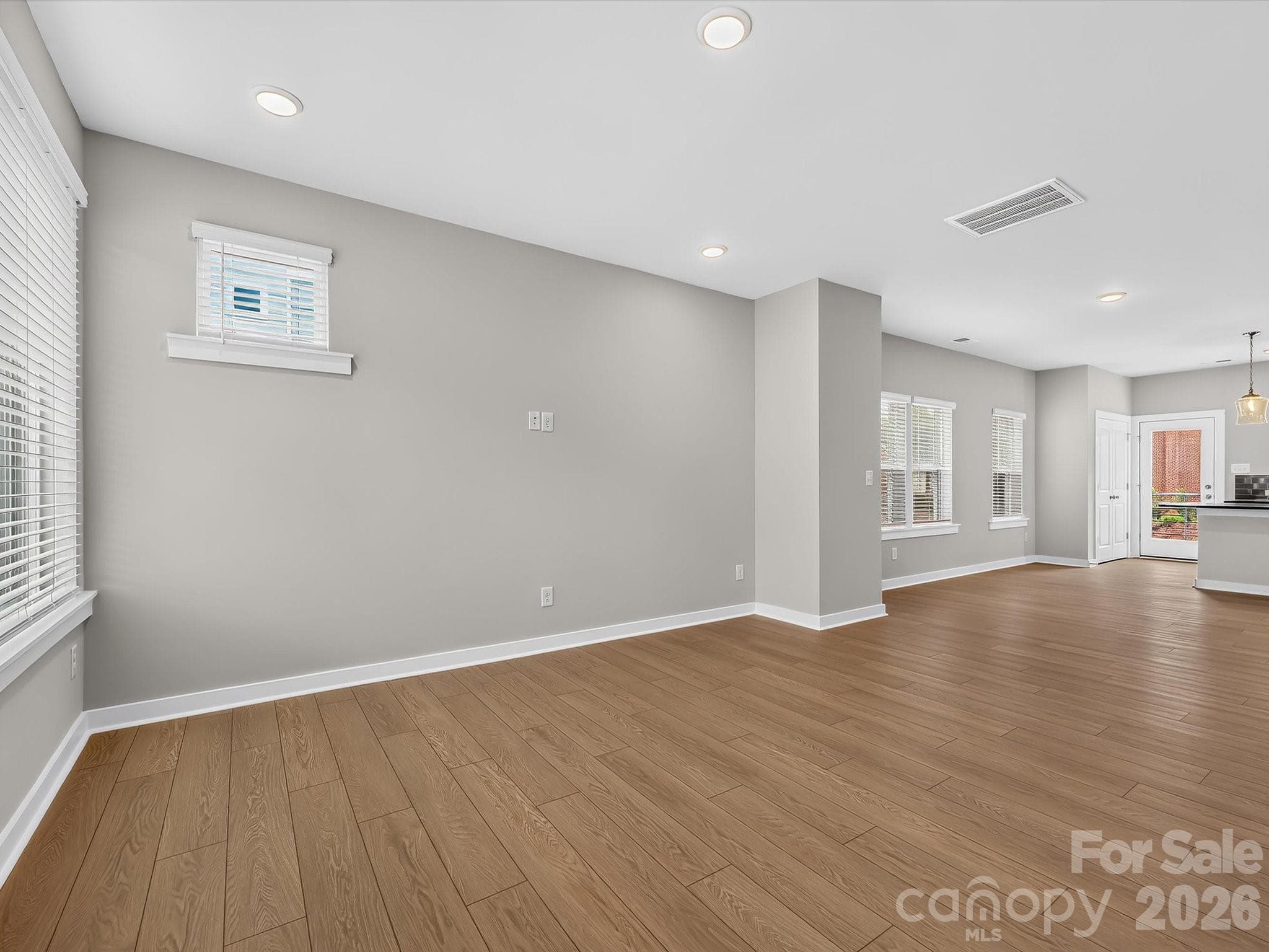 Townhouse at Charlotte, photo 16 of 31