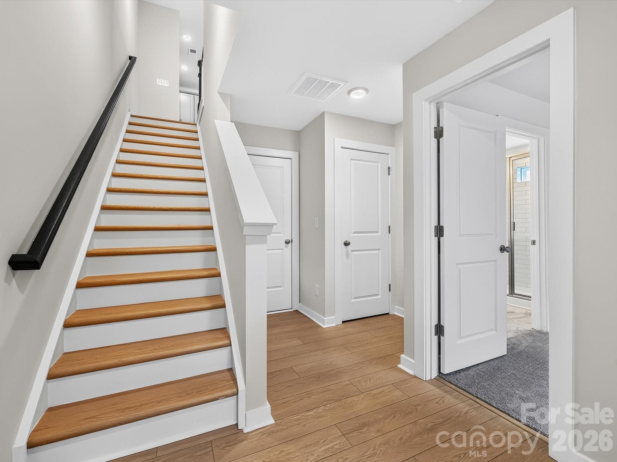 Townhouse at Charlotte, photo 7 of 31