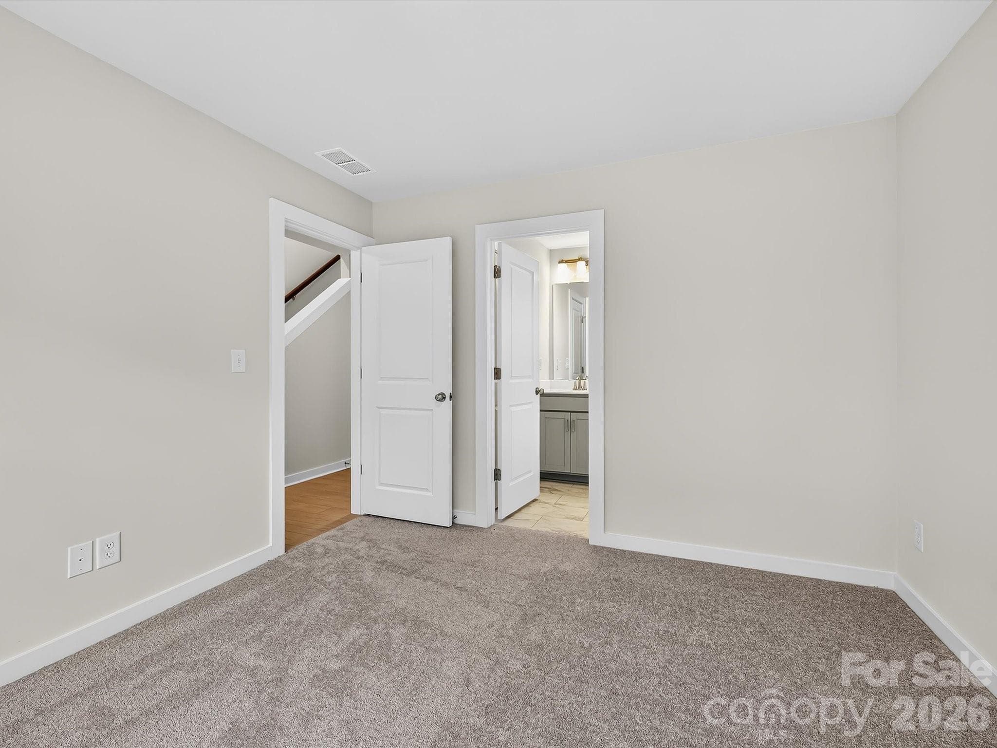 Townhouse at Charlotte, photo 9 of 31