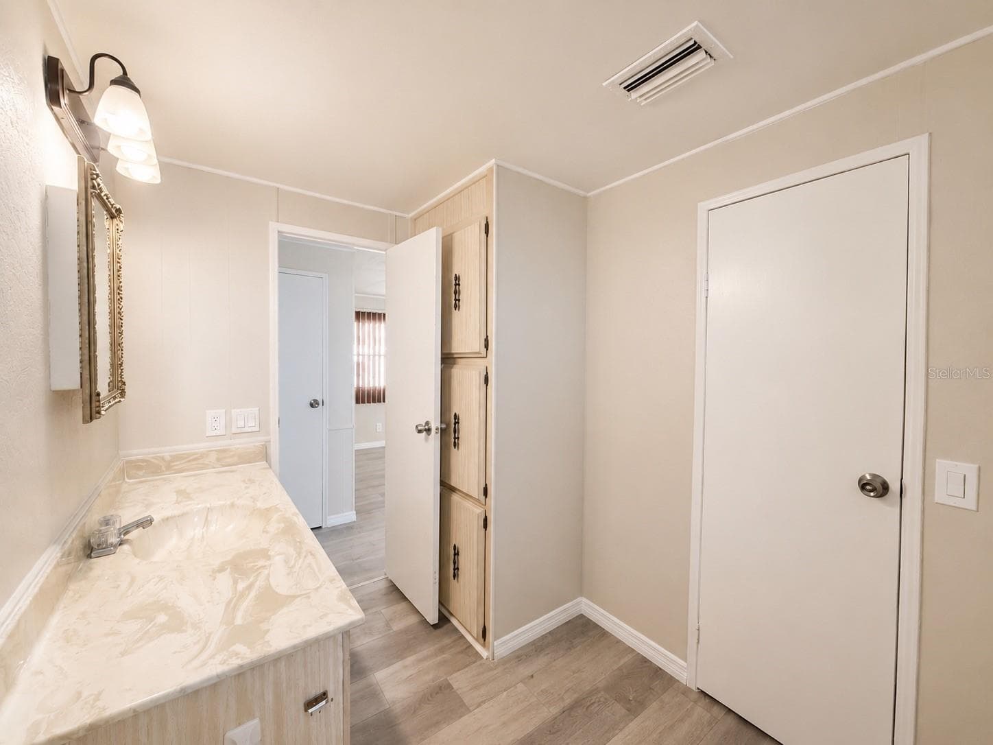Manufactured Home at 347 CANAL CT, LAKE WALES, photo 15 of 28