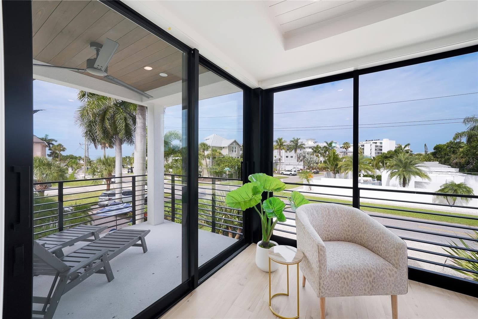 Single Family Residence at 5547 AVENIDA DEL MARE, SARASOTA, photo 25 of 48