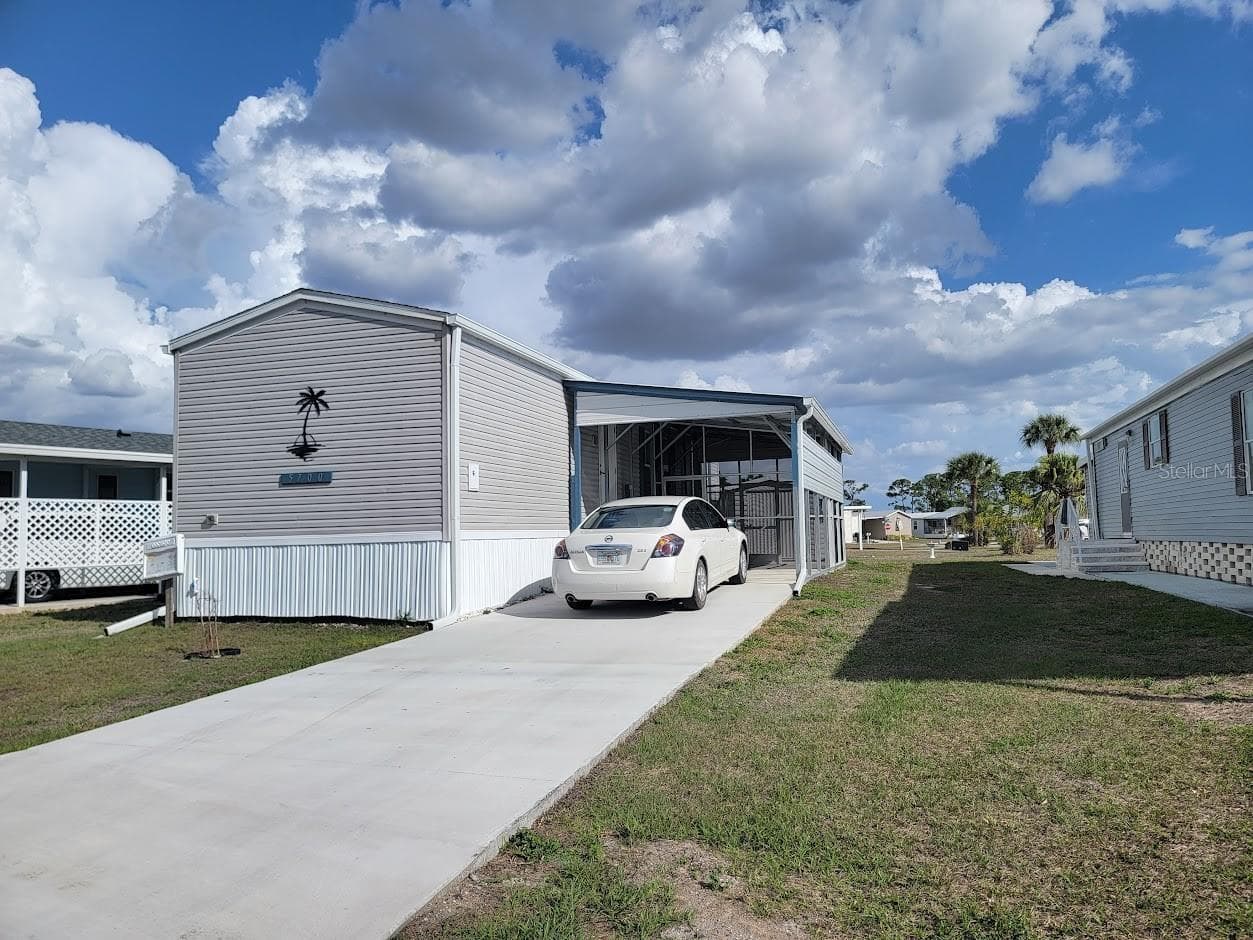Manufactured Home at 5700 HOLIDAY PARK BLVD, NORTH PORT, photo 58 of 66