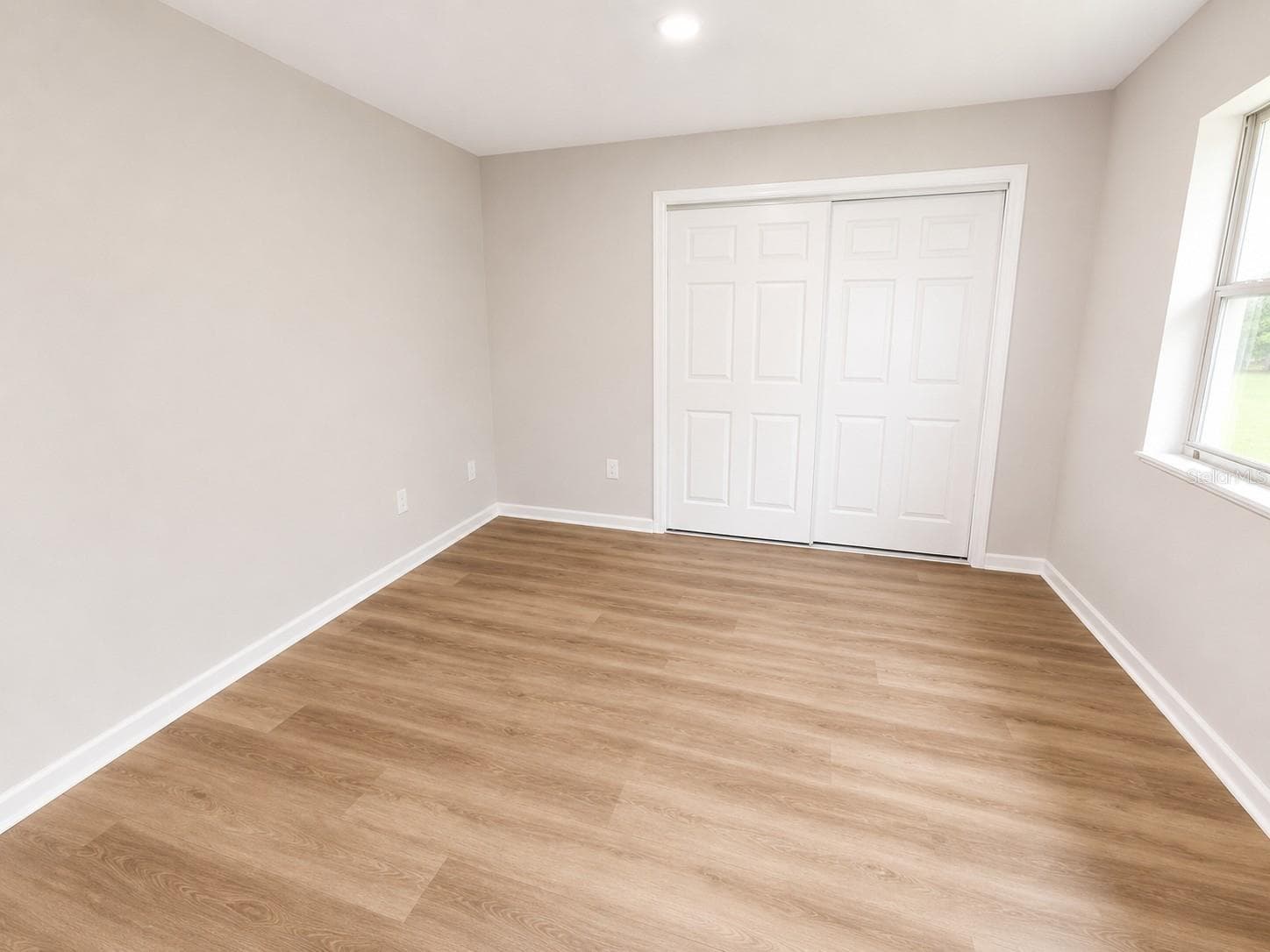 Single Family Residence at 21450 NE 35TH ST, WILLISTON, photo 8 of 15