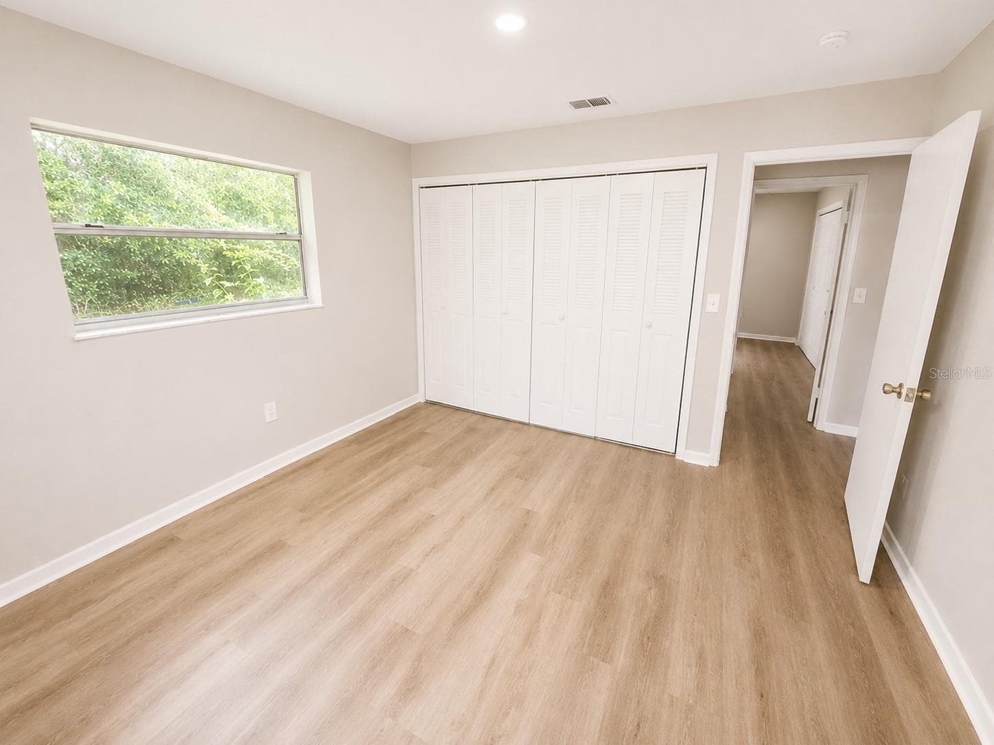 Single Family Residence at 21450 NE 35TH ST, WILLISTON, photo 10 of 15