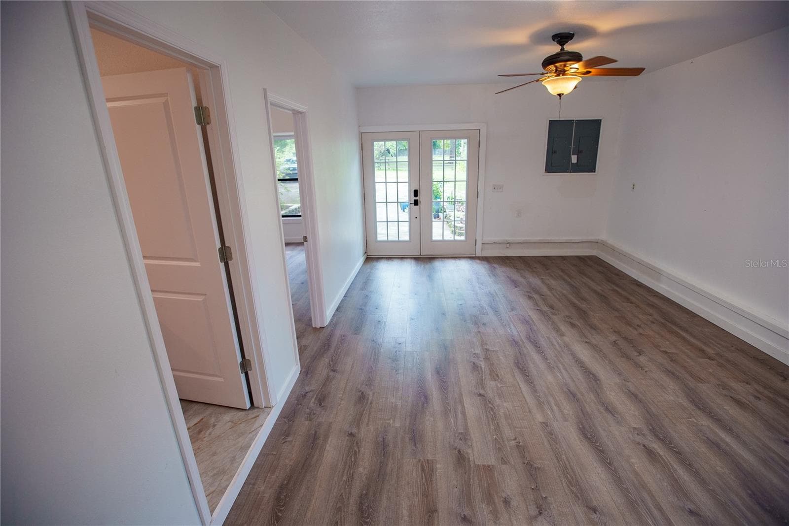 Bonus Room/Laundry - 25518 NW COUNTY ROAD 241, ALACHUA