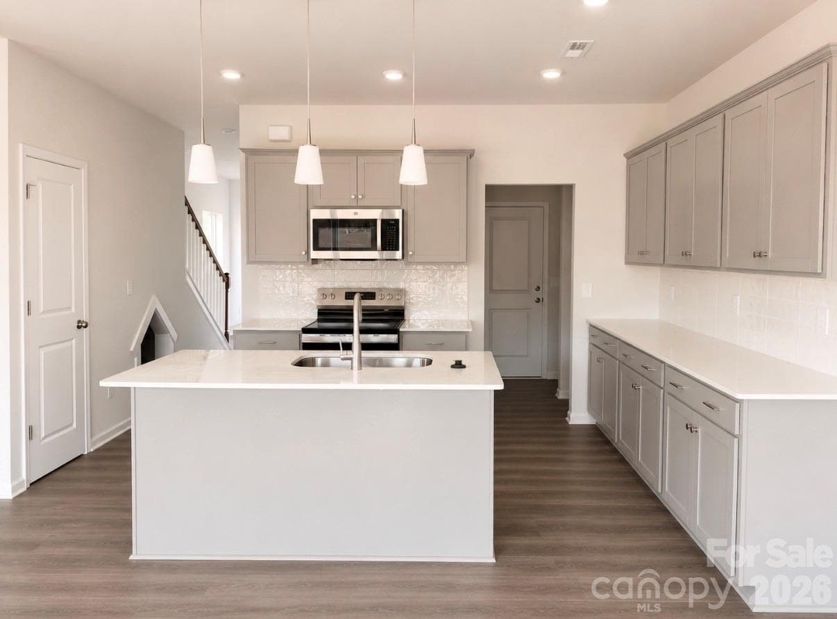 Townhouse at Charlotte, photo 7 of 29