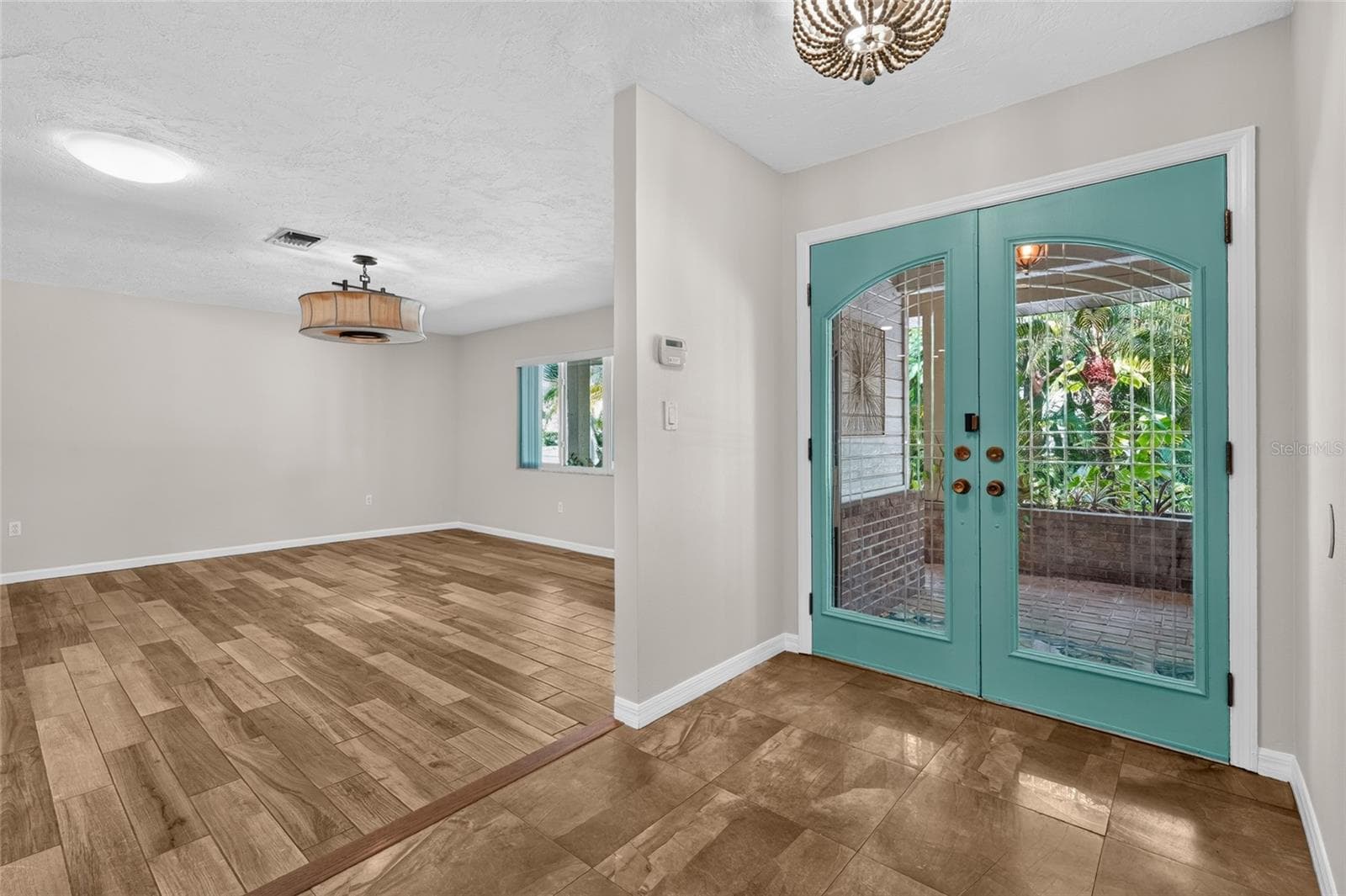 Single Family Residence at 3781 COUNTRYSIDE RD, SARASOTA, photo 4 of 78
