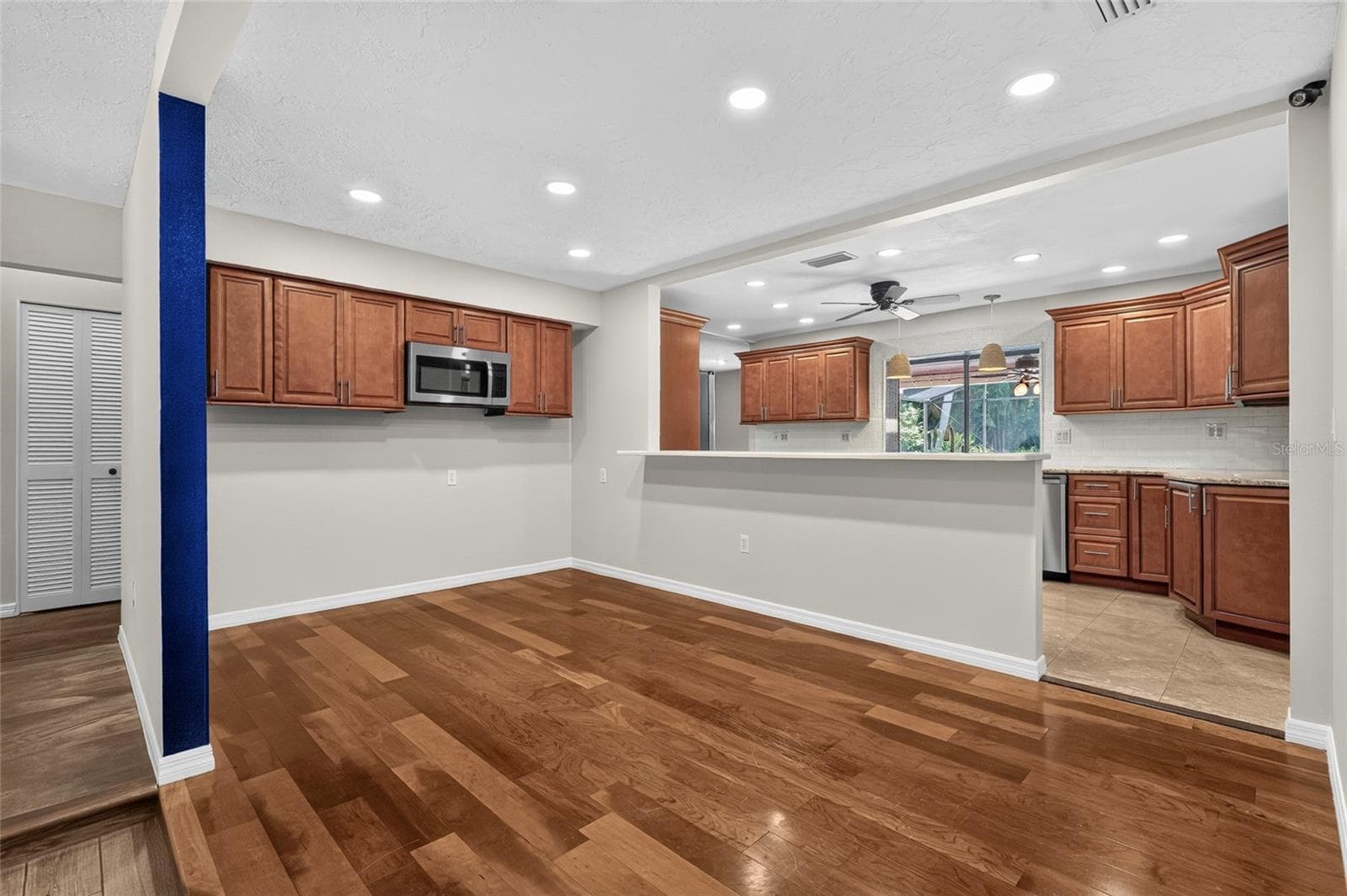 Single Family Residence at 3781 COUNTRYSIDE RD, SARASOTA, photo 9 of 78