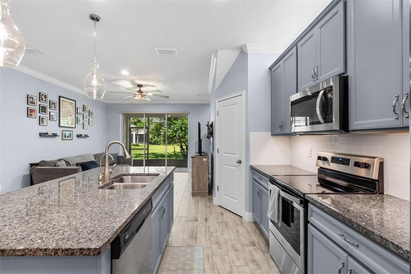 Townhouse at 14221 PONDHAWK LN, TAMPA, photo 12 of 60