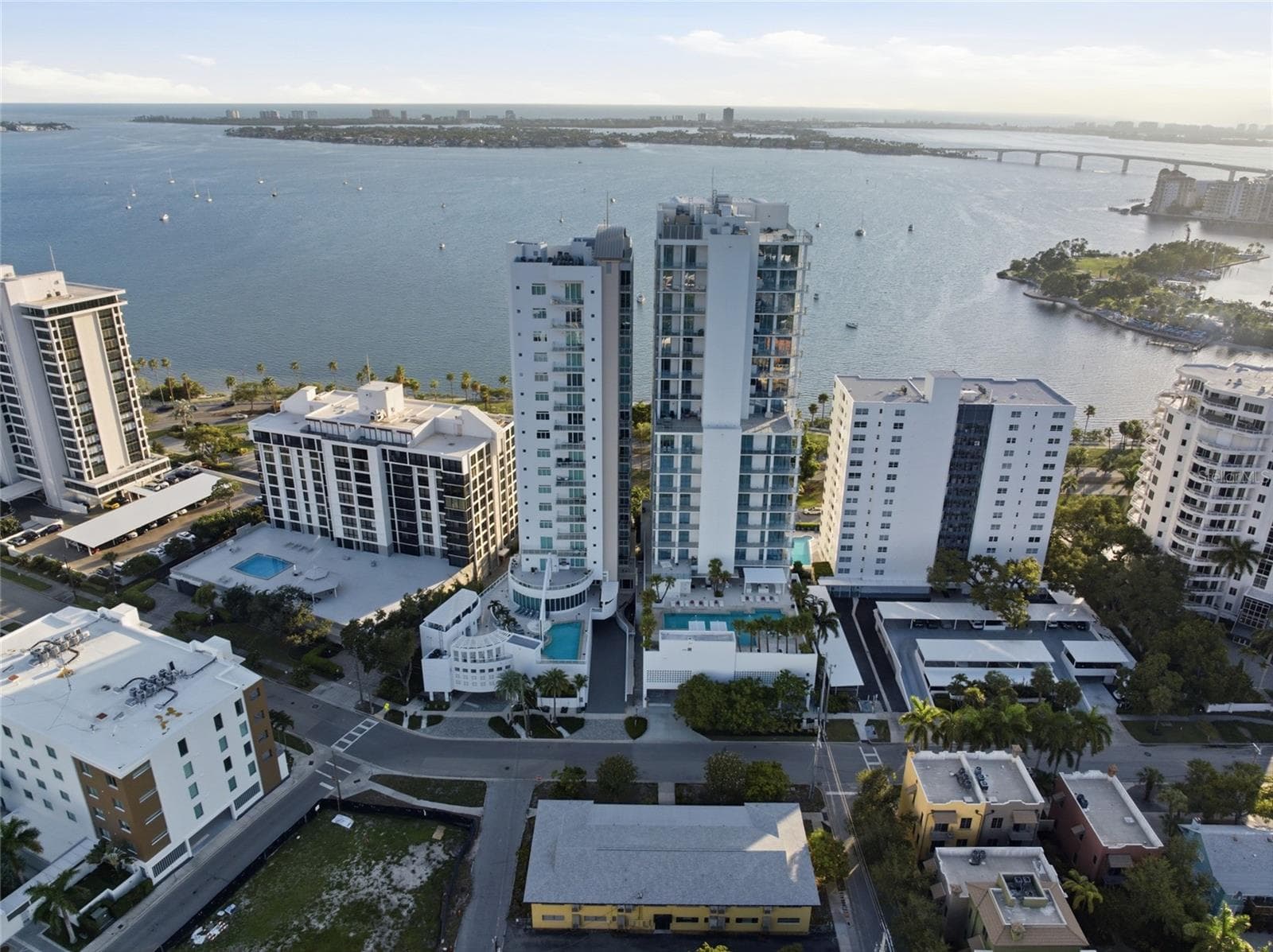 Condominium at 615 S PALM AVE #10, SARASOTA, photo 2 of 36