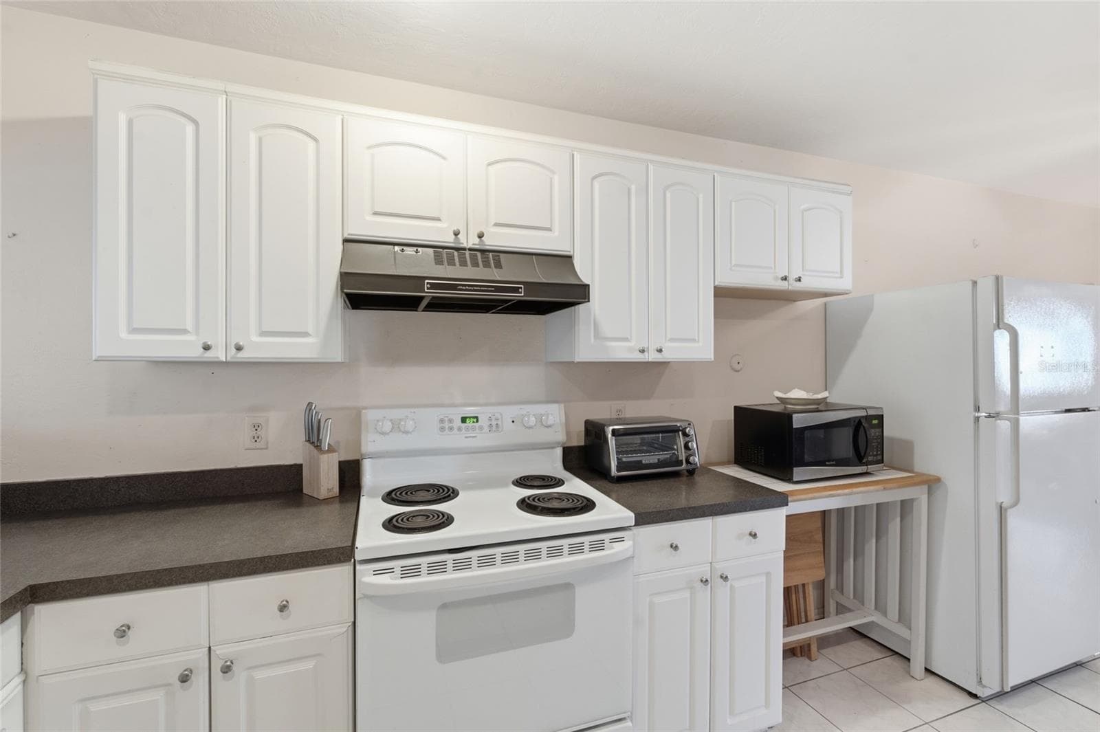 Condominium at 615 S PALM AVE #10, SARASOTA, photo 13 of 36