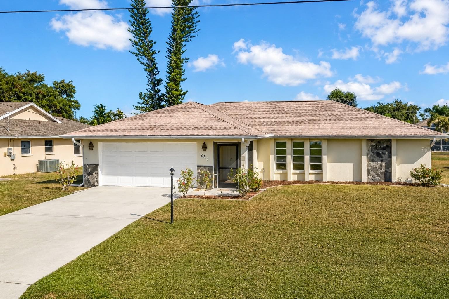 285 MARK TWAIN LN